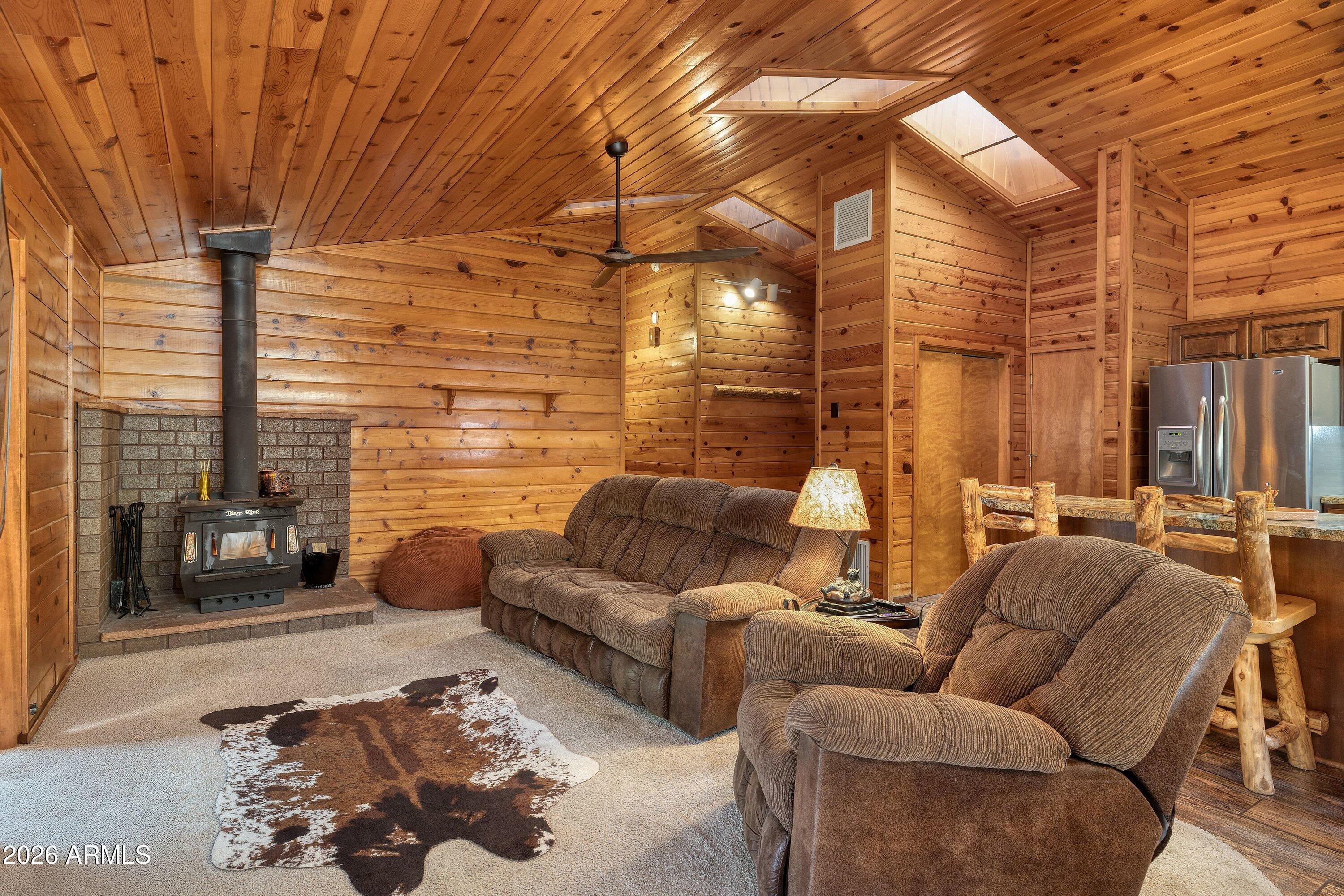 PINETOP LAKES COUNTRY CLUB UNIT 3 - Residential