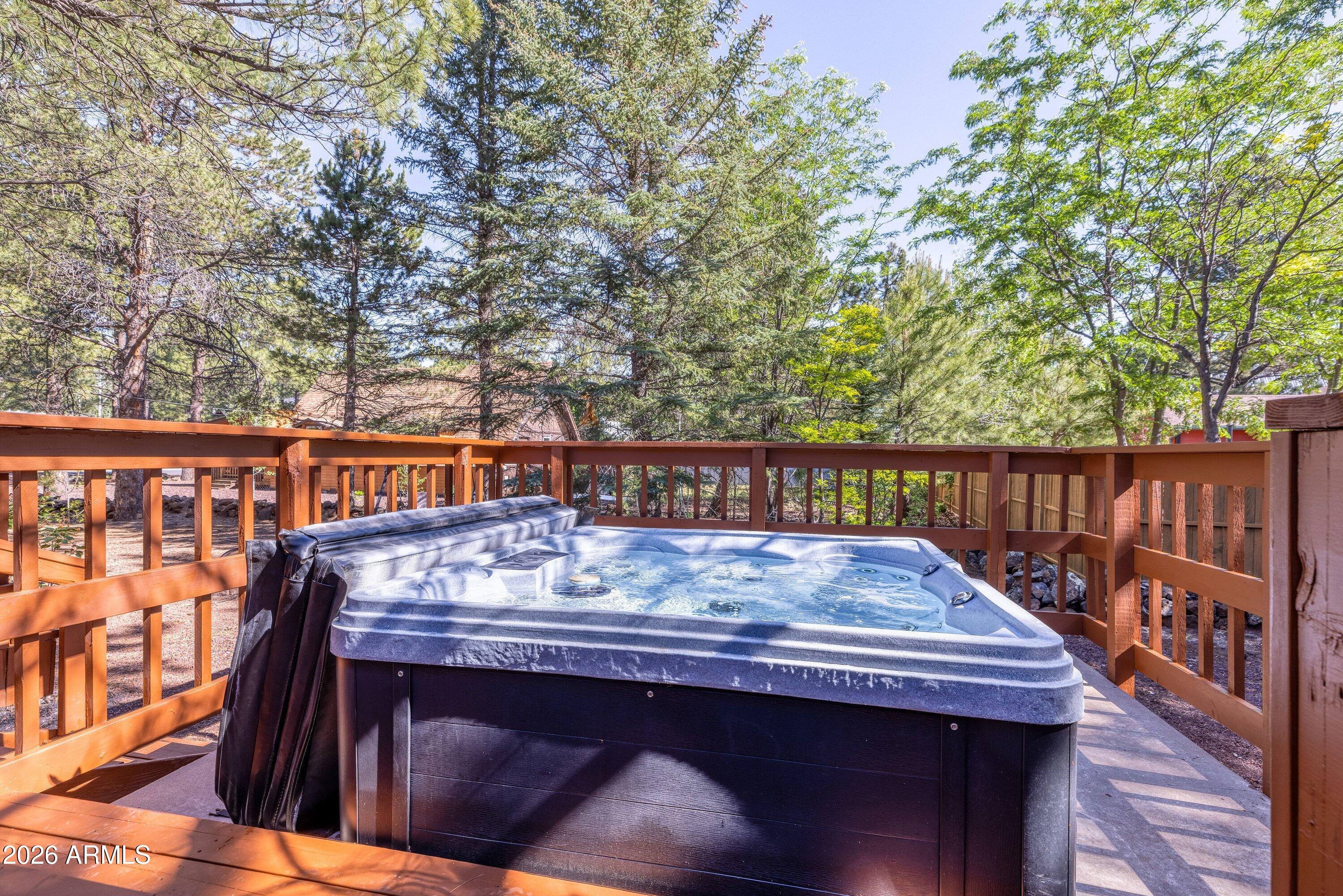 PINETOP LAKES COUNTRY CLUB UNIT 3 - Residential