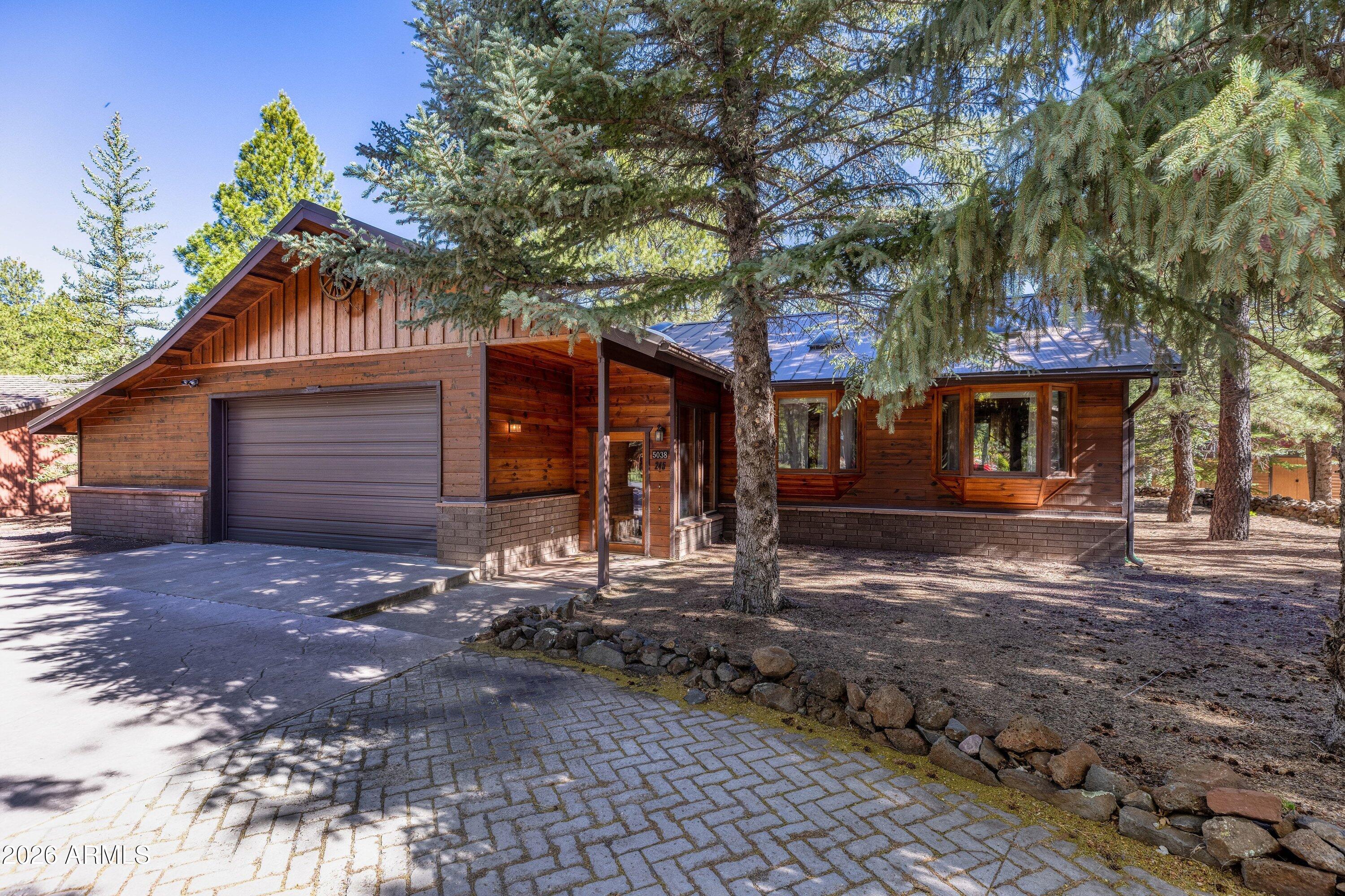 PINETOP LAKES COUNTRY CLUB UNIT 3 - Residential