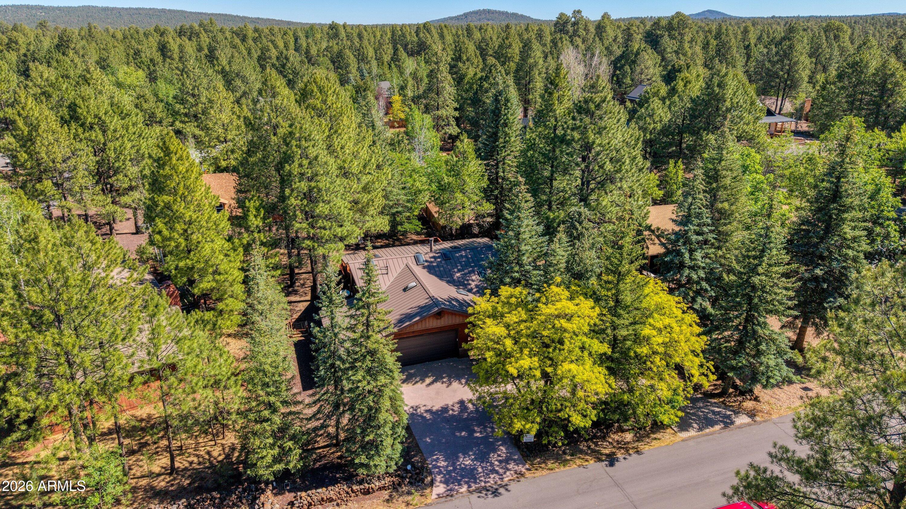 PINETOP LAKES COUNTRY CLUB UNIT 3 - Residential