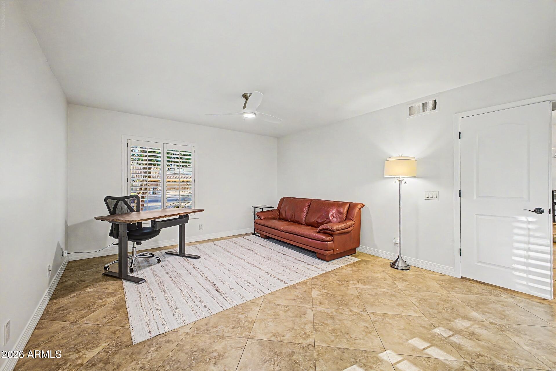 SCOTTSDALE RANCH - Residential
