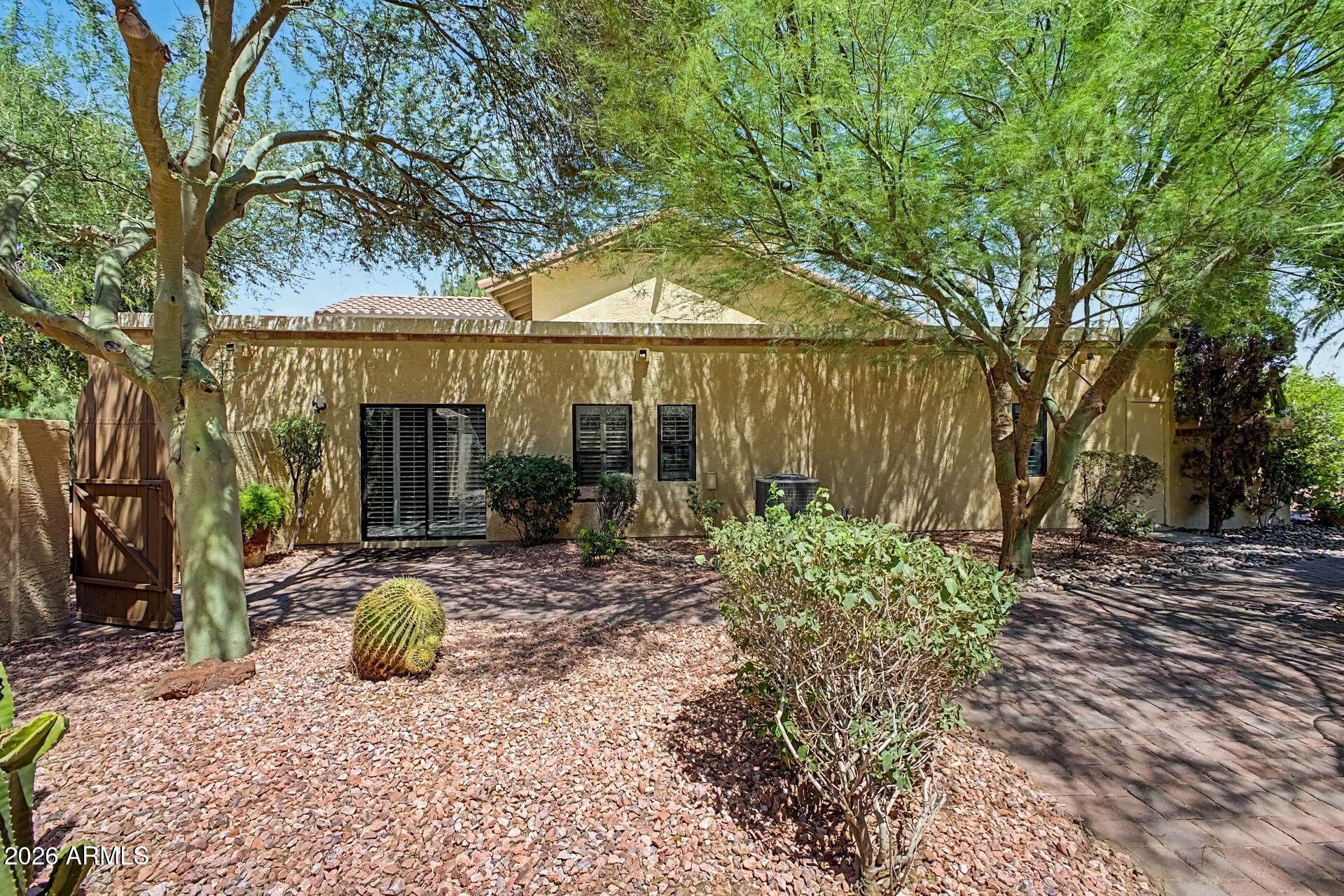 SCOTTSDALE RANCH - Residential
