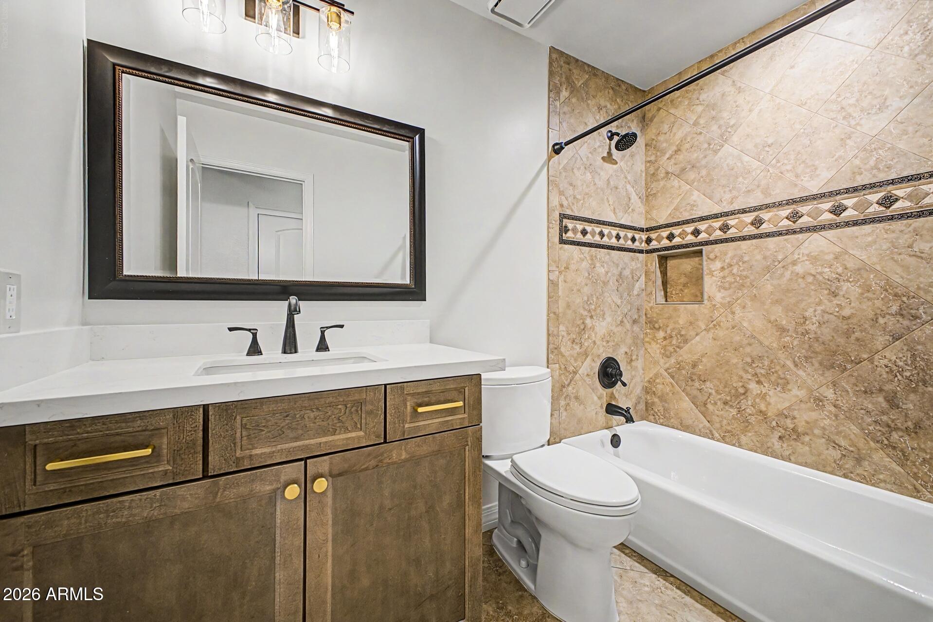 SCOTTSDALE RANCH - Residential