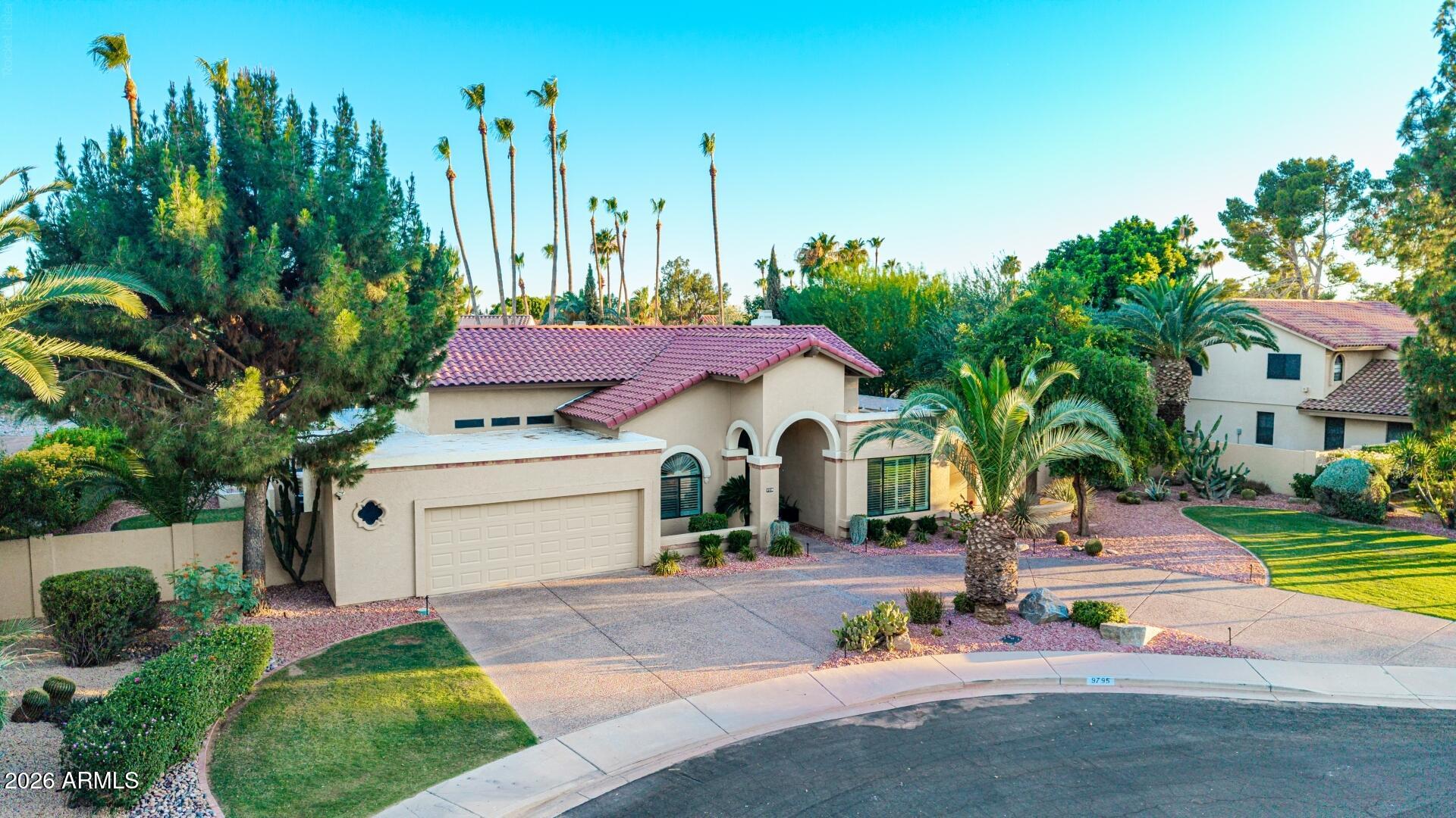 SCOTTSDALE RANCH - Residential