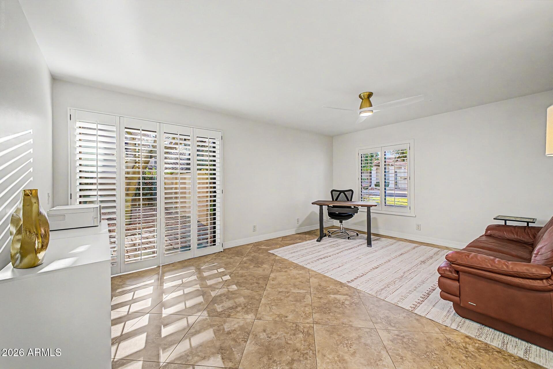 SCOTTSDALE RANCH - Residential