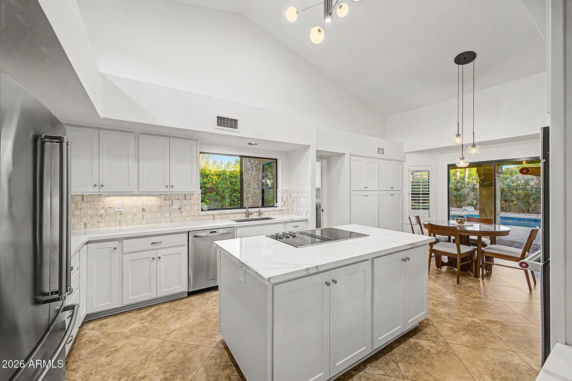 SCOTTSDALE RANCH - Residential