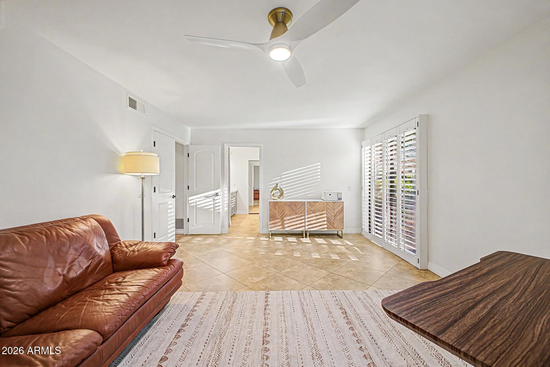 SCOTTSDALE RANCH - Residential