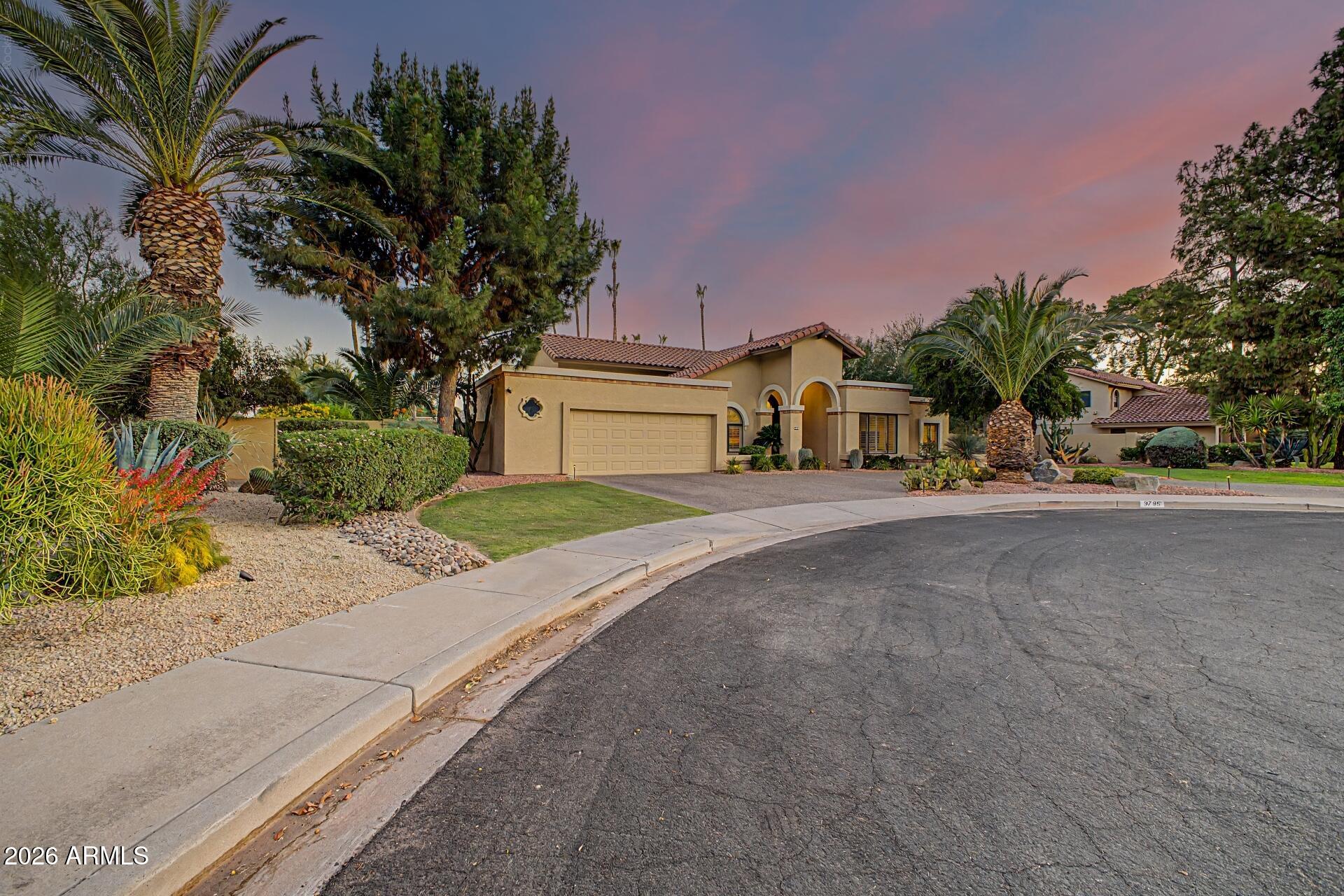 SCOTTSDALE RANCH - Residential