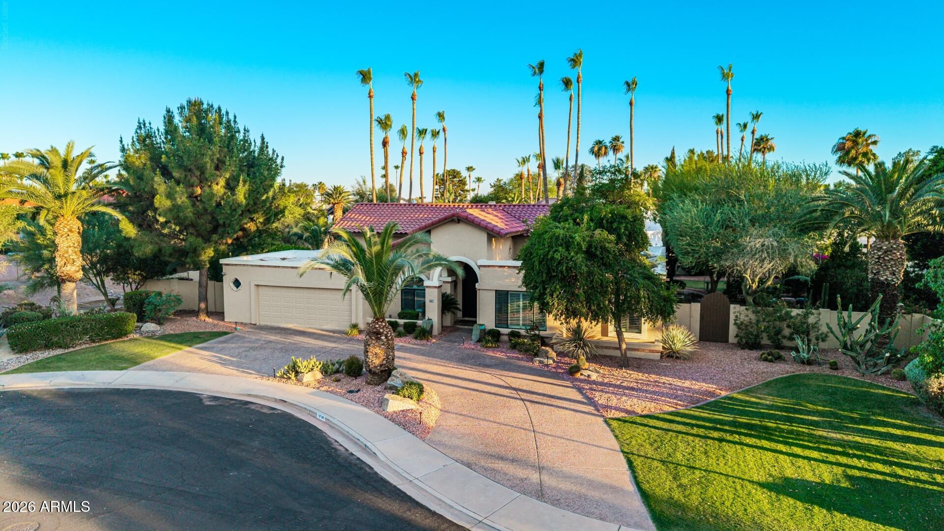 SCOTTSDALE RANCH - Residential