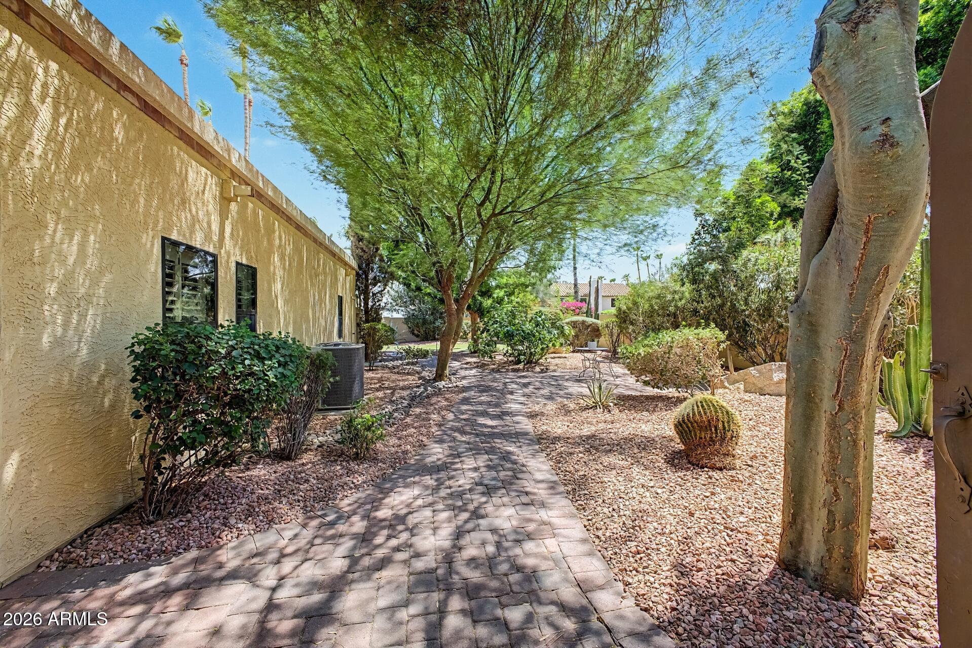 SCOTTSDALE RANCH - Residential