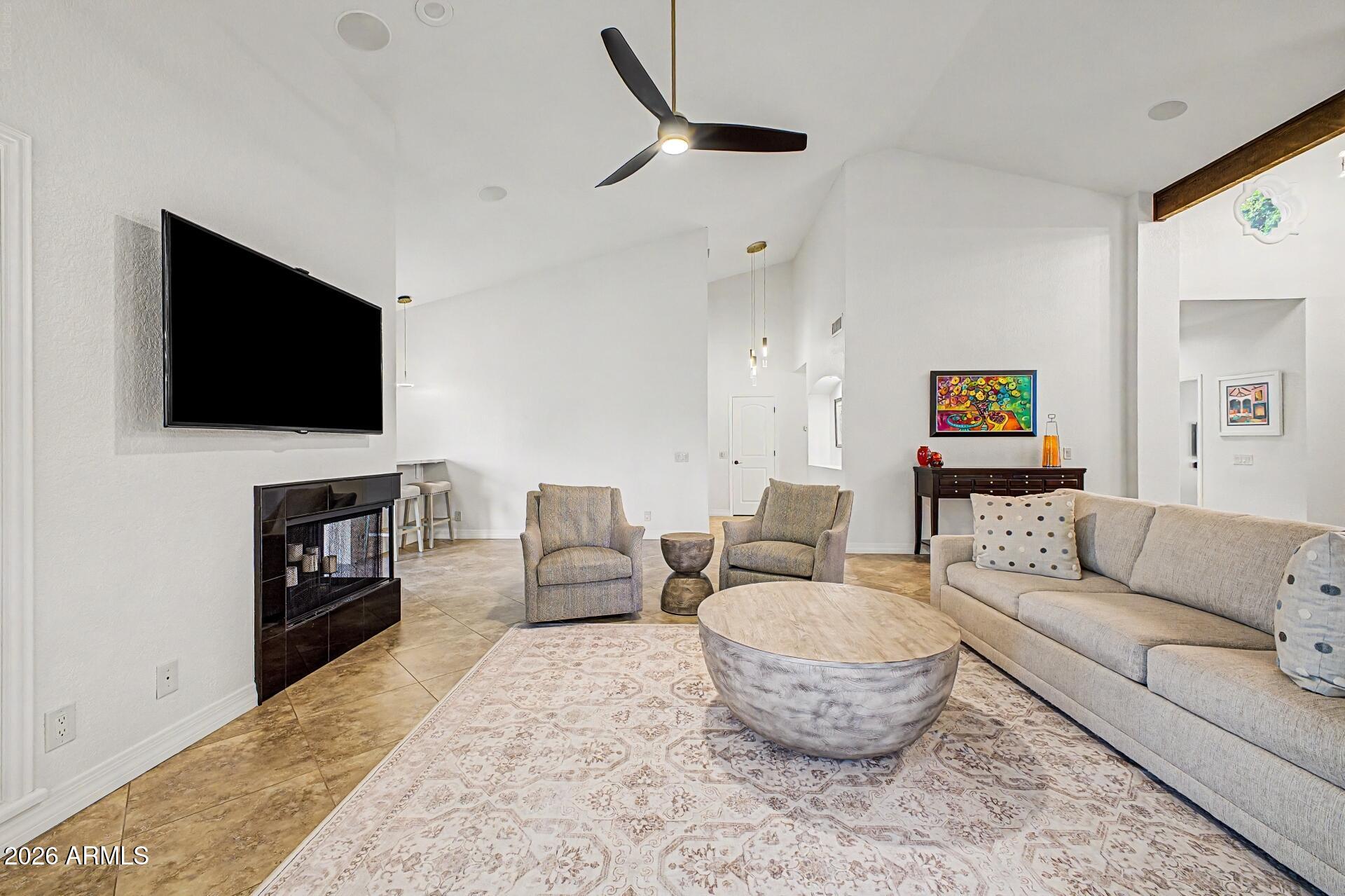 SCOTTSDALE RANCH - Residential