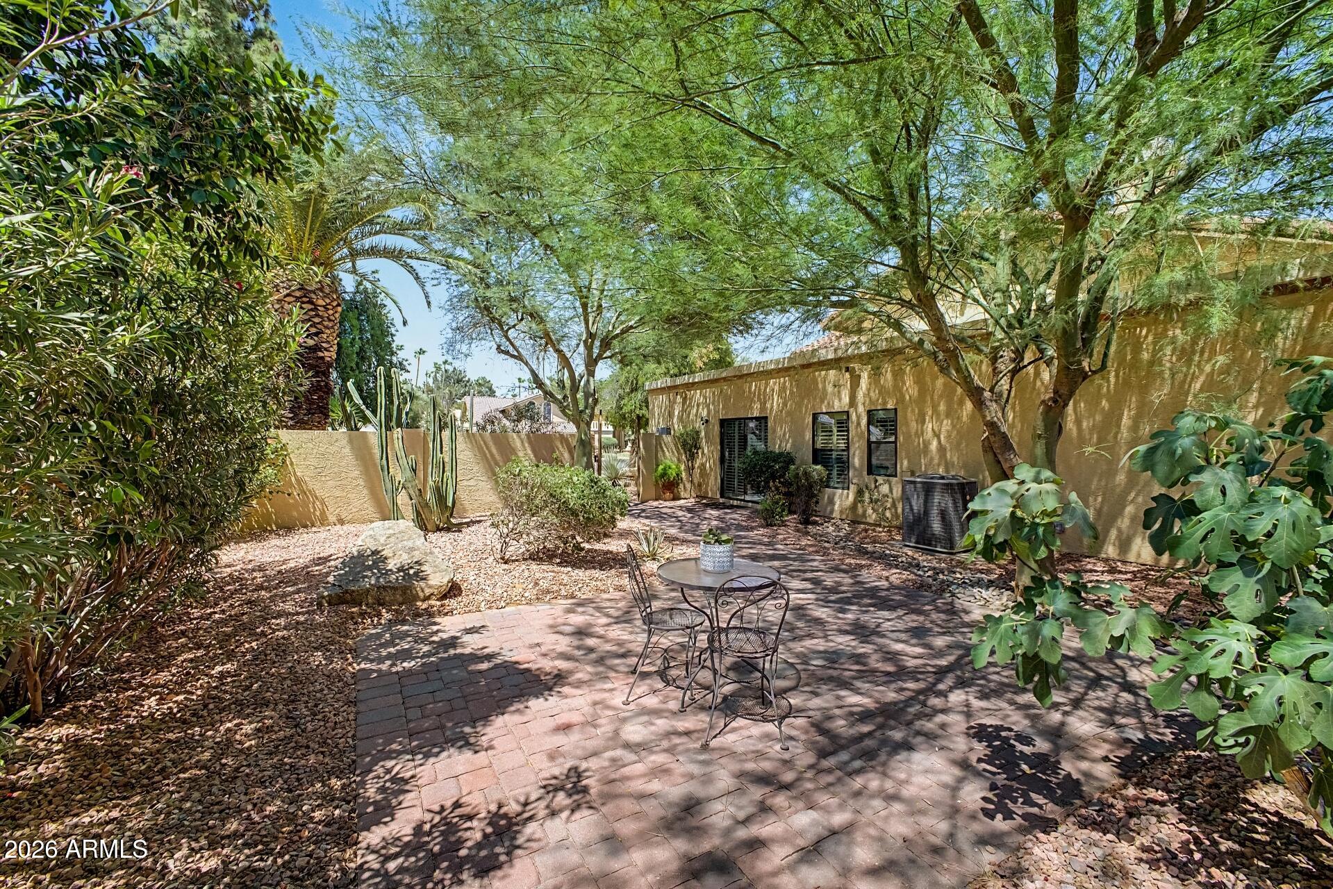 SCOTTSDALE RANCH - Residential