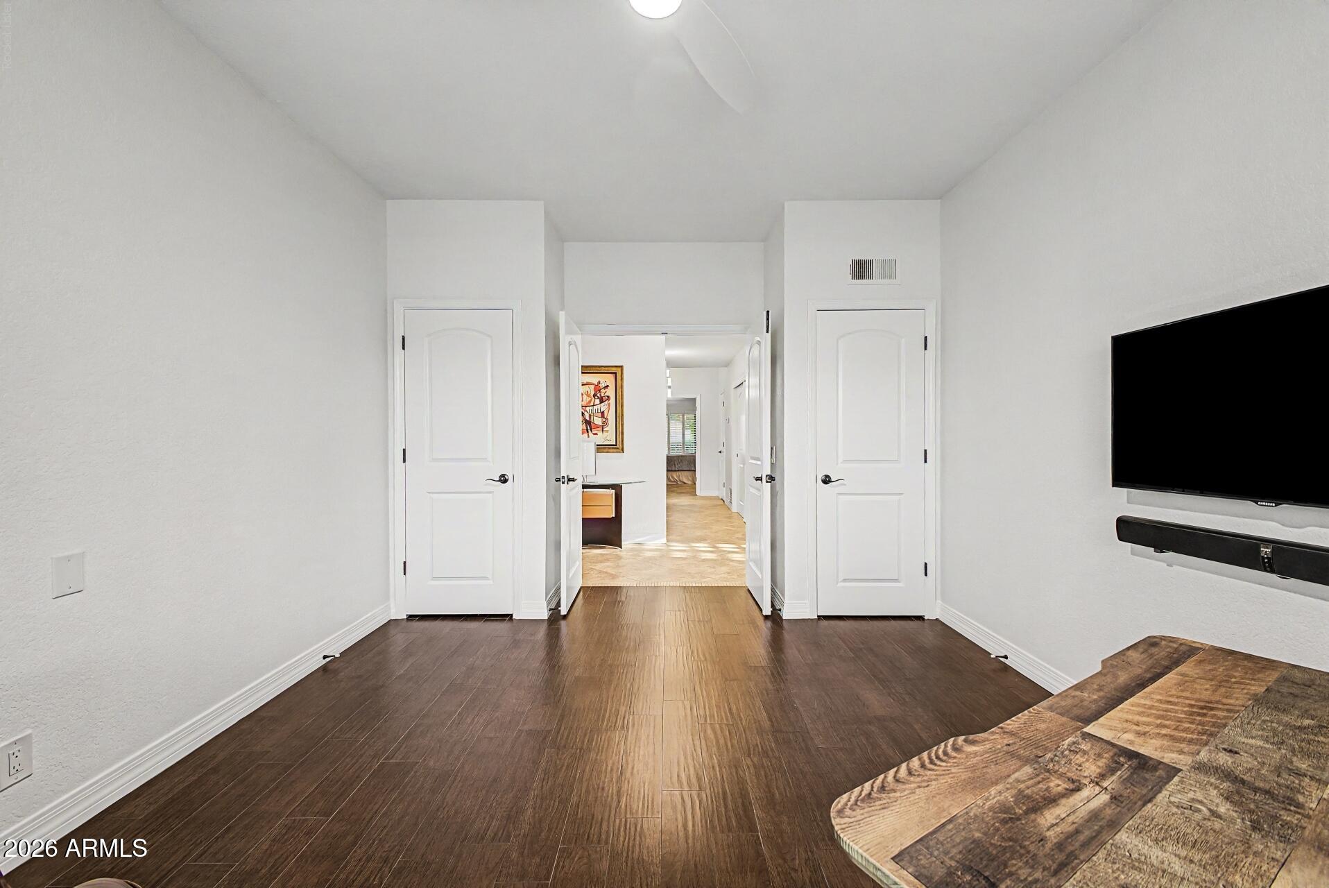 SCOTTSDALE RANCH - Residential