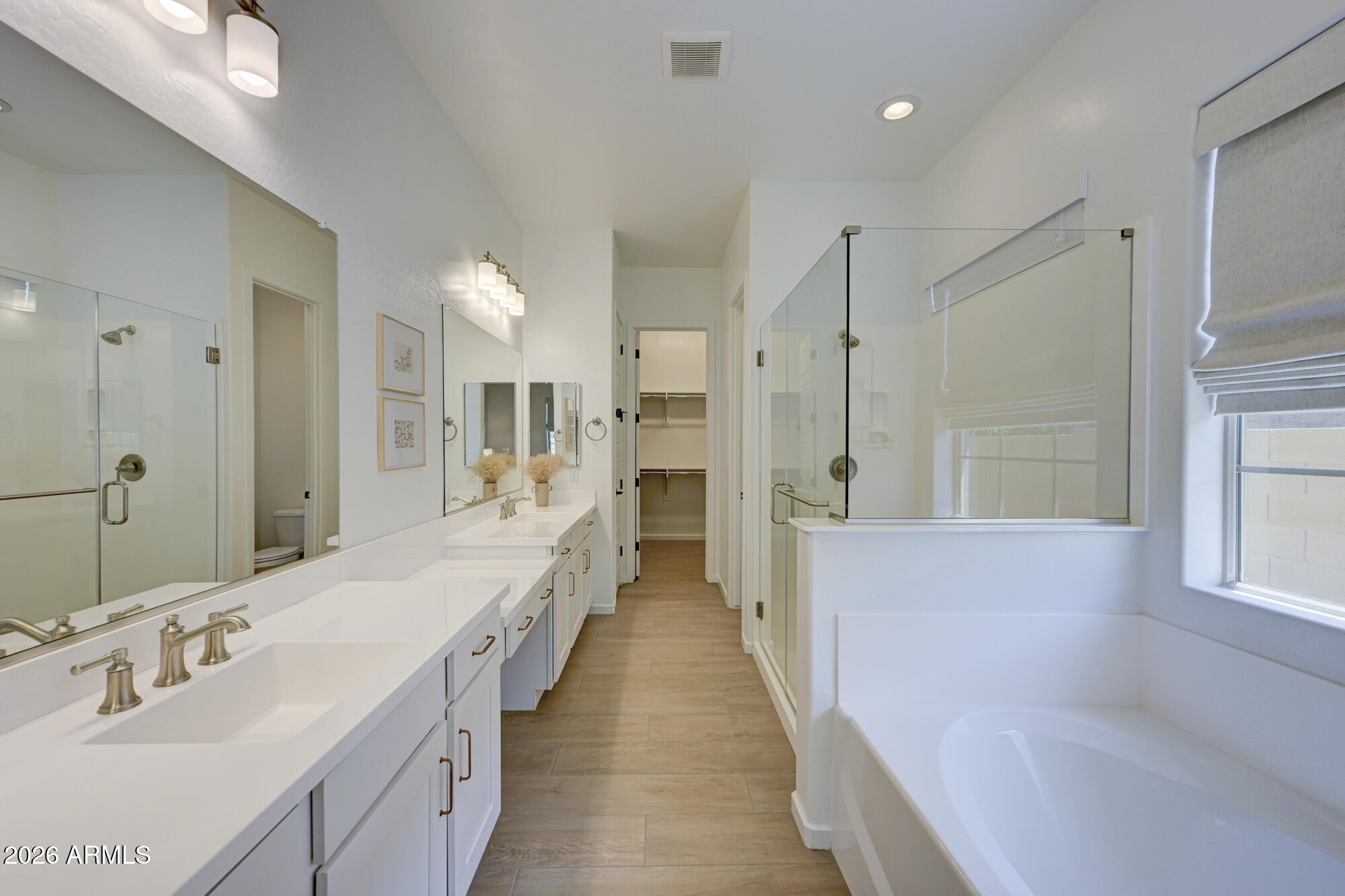 STRATFORD - Residential