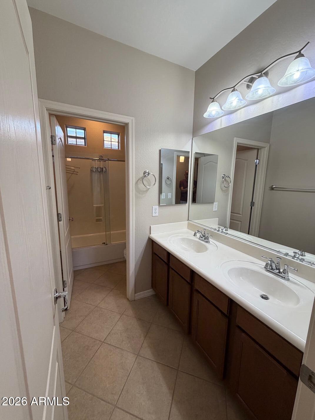 LAVEEN COMMONS - Residential