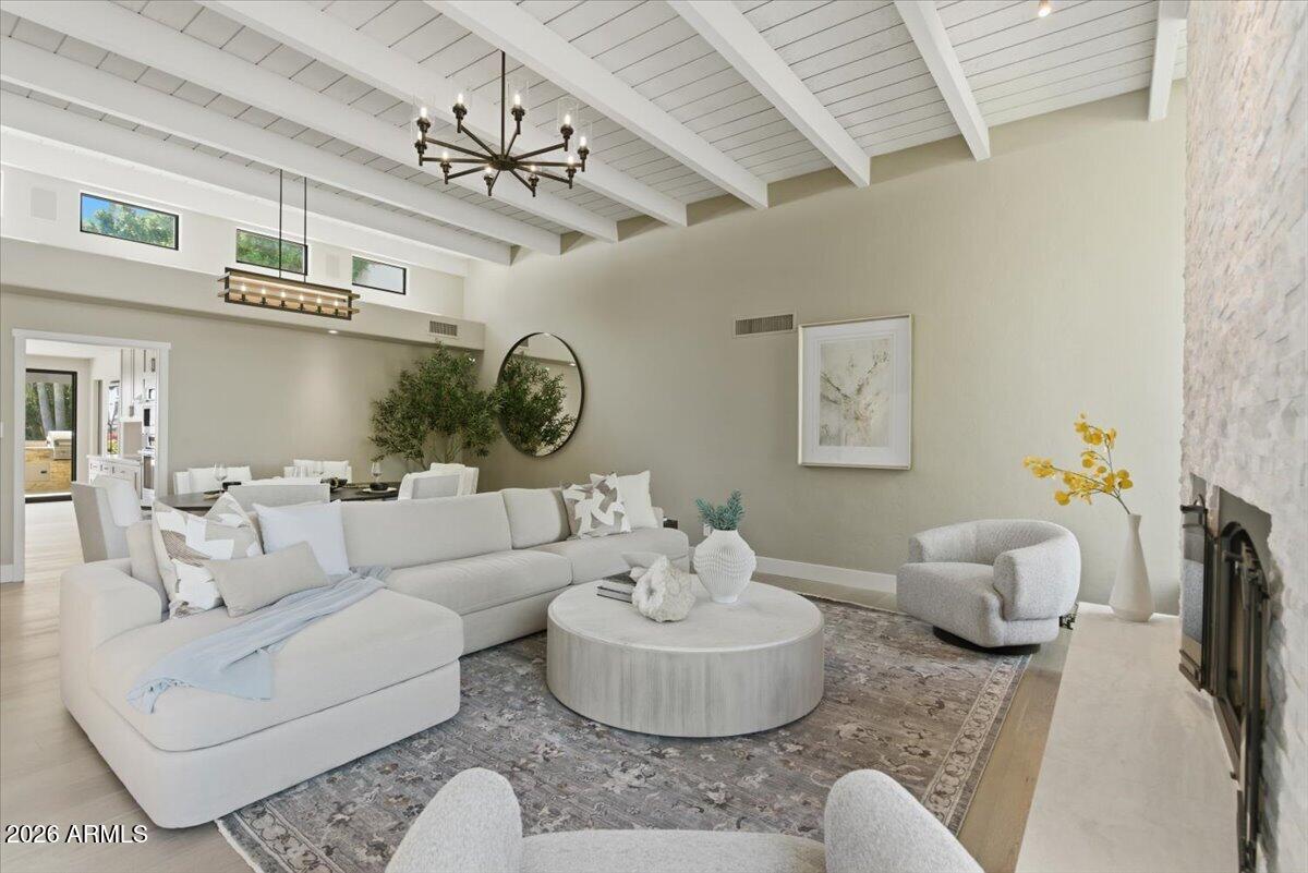 PALO VIENTO 1 - Residential