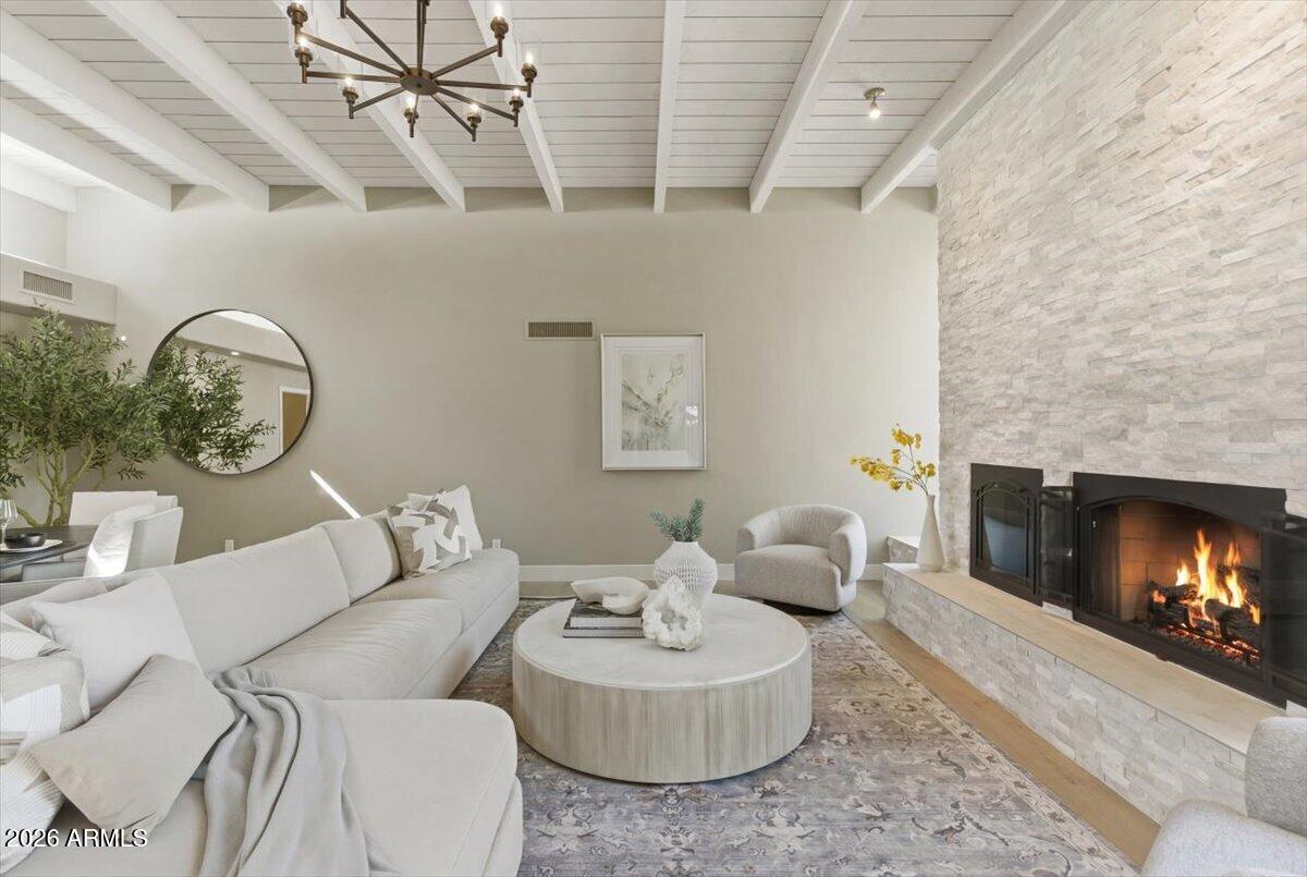 PALO VIENTO 1 - Residential