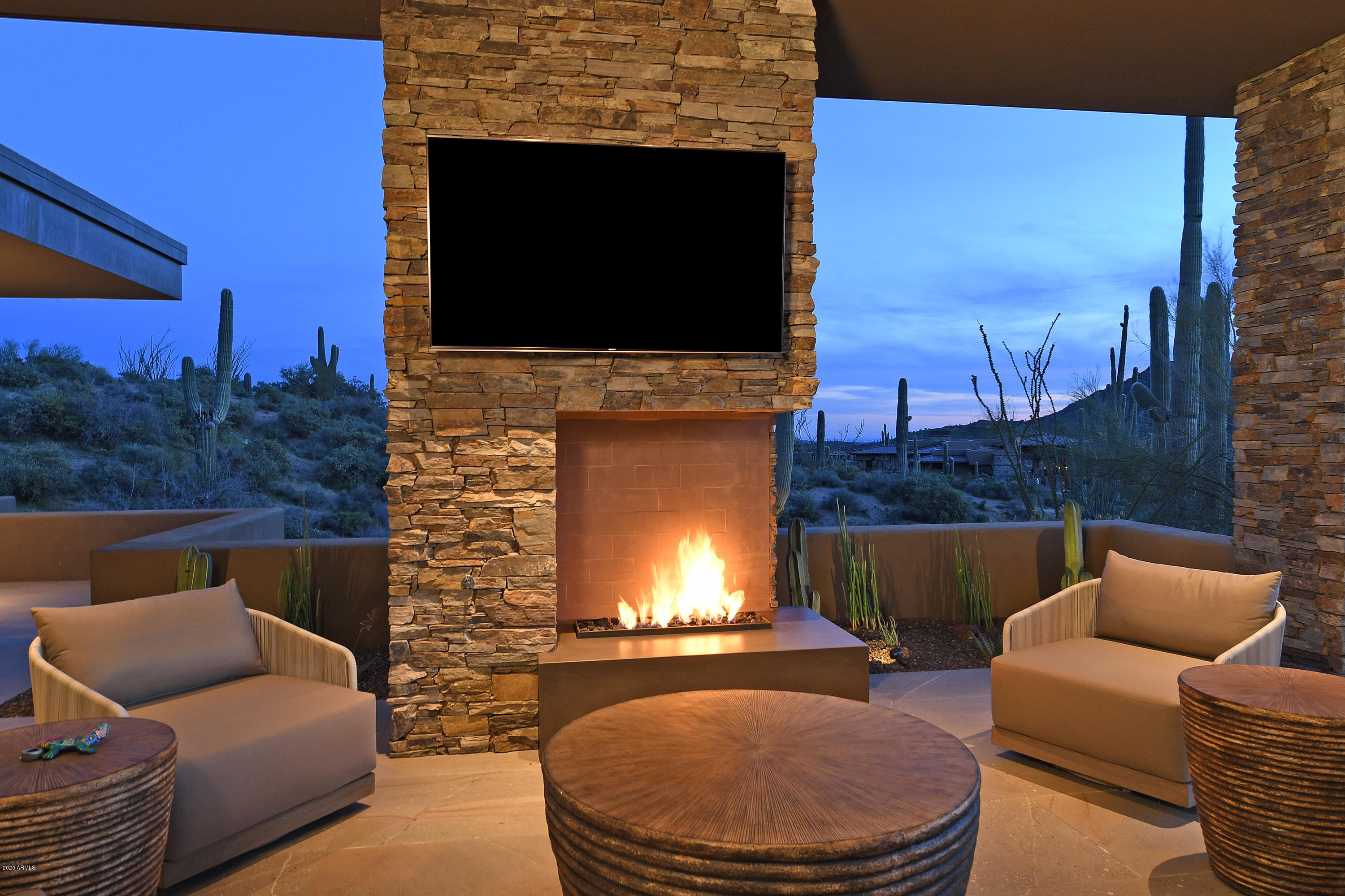 DESERT MOUNTAIN - Residential