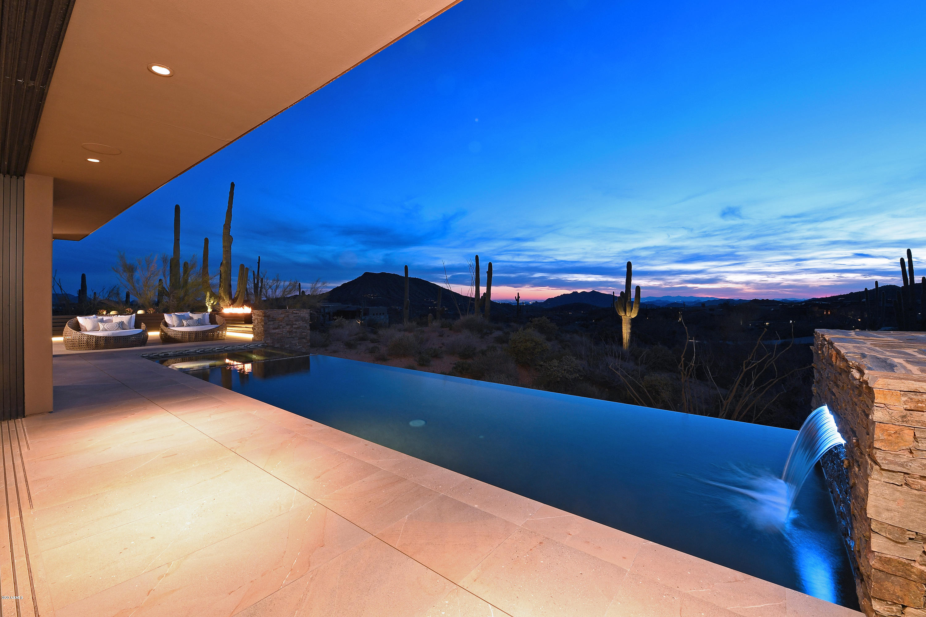 DESERT MOUNTAIN - Residential