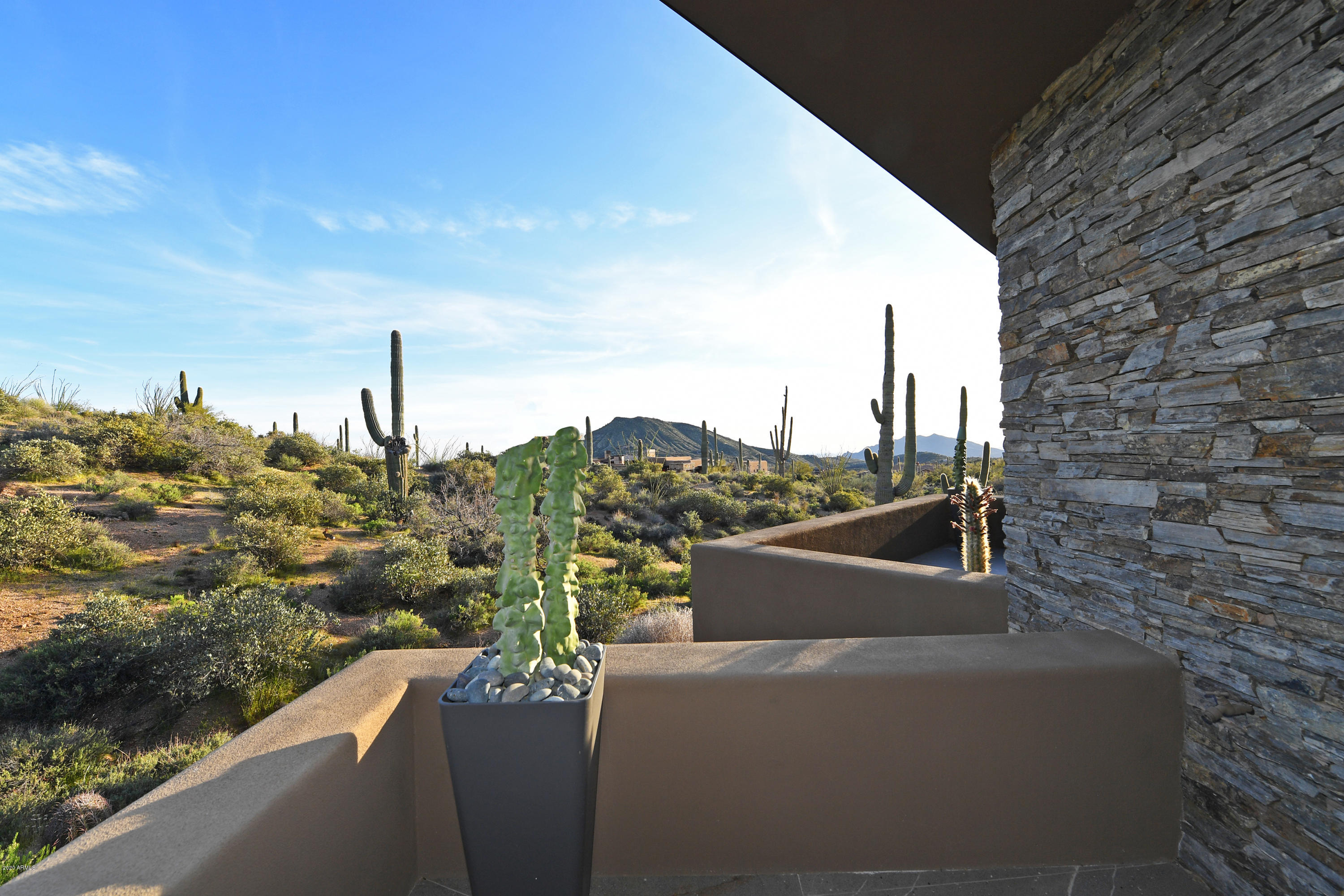 DESERT MOUNTAIN - Residential