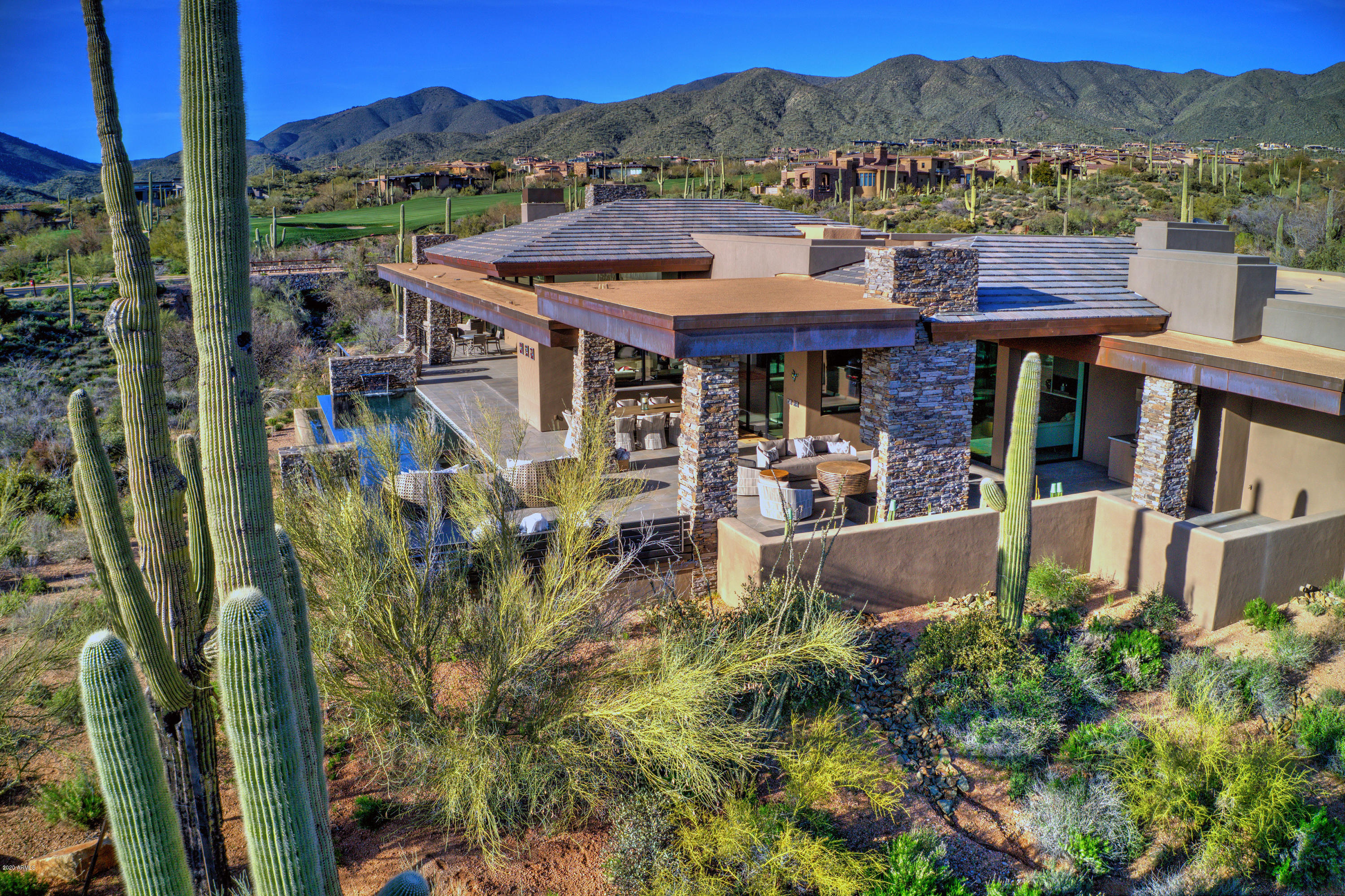 DESERT MOUNTAIN - Residential