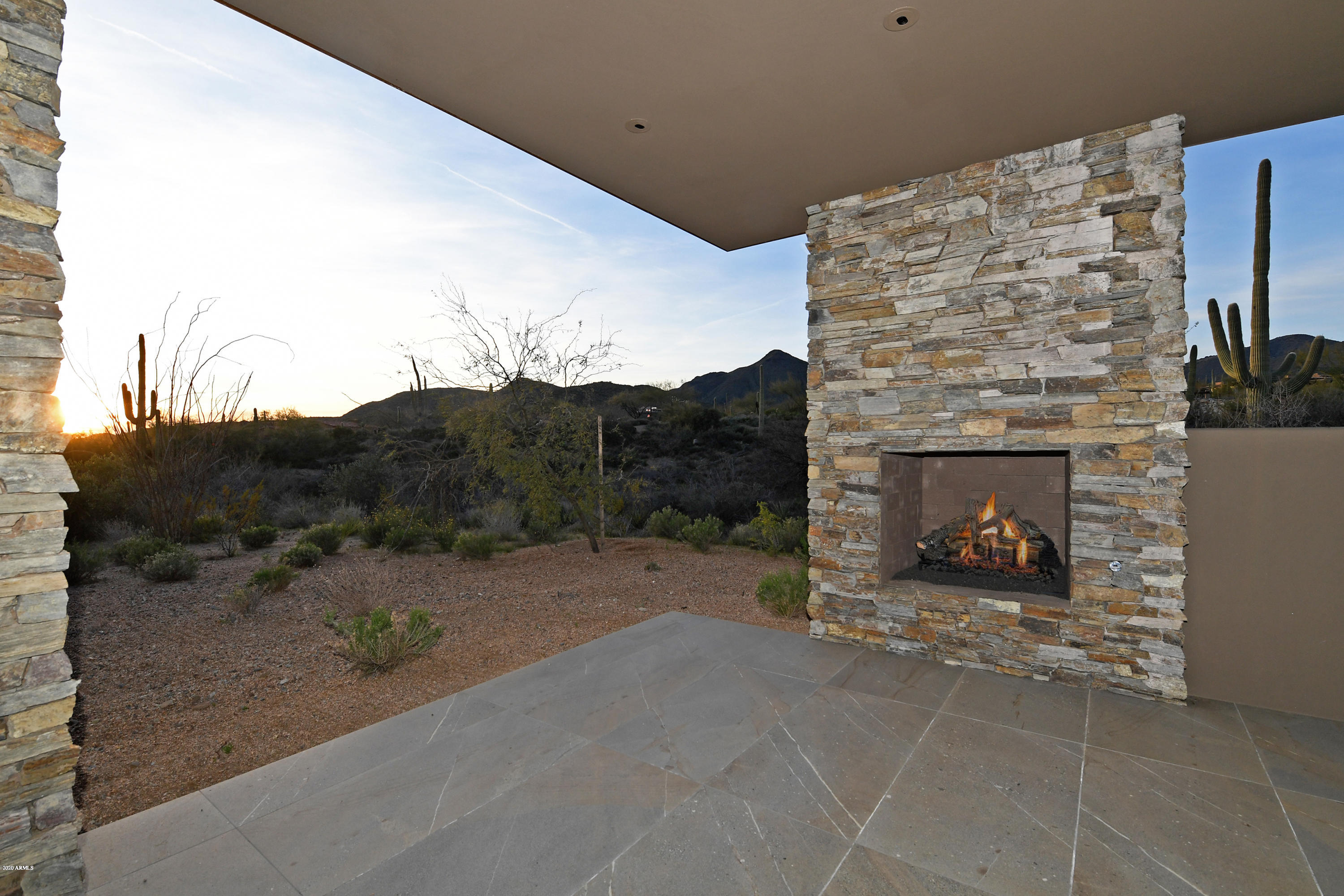 DESERT MOUNTAIN - Residential