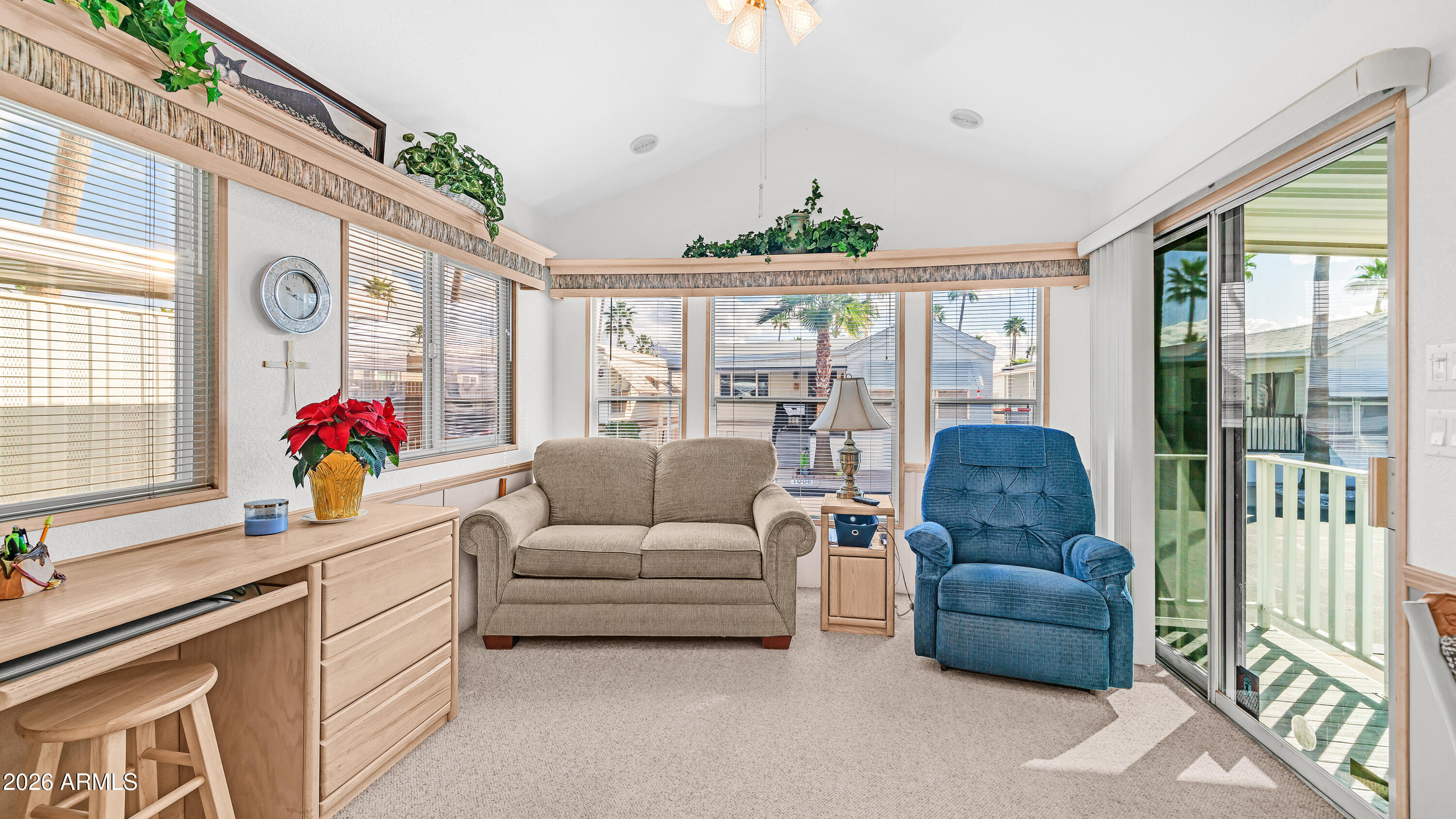 GOLDEN VISTA - Residential