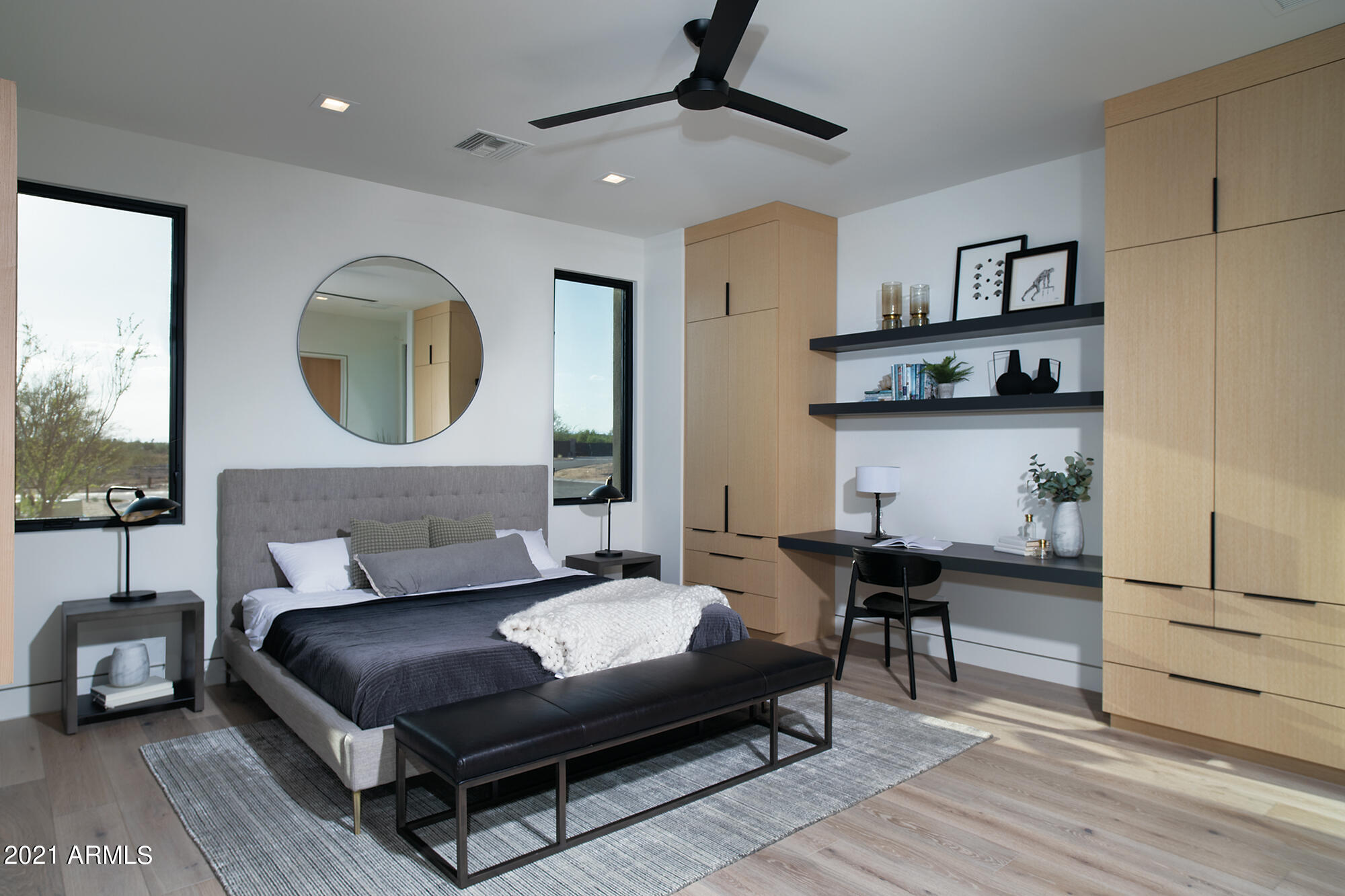 Solitude 
HV91 - Residential