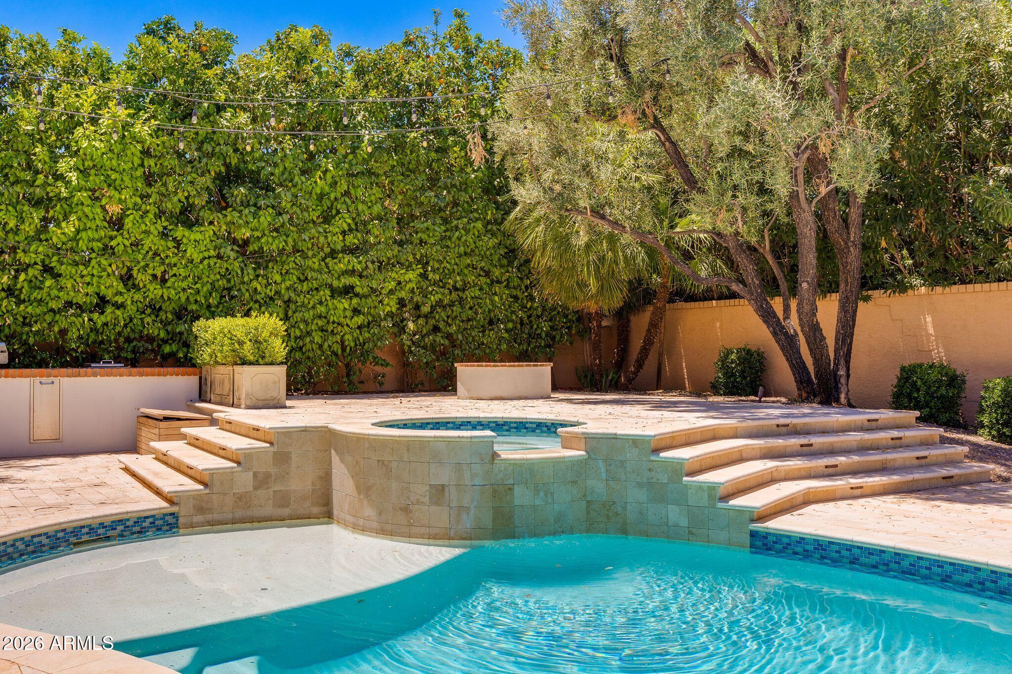 MERRILL CANTATIERRA LOT 1-49 PUT STS IND BEND WASH - Residential