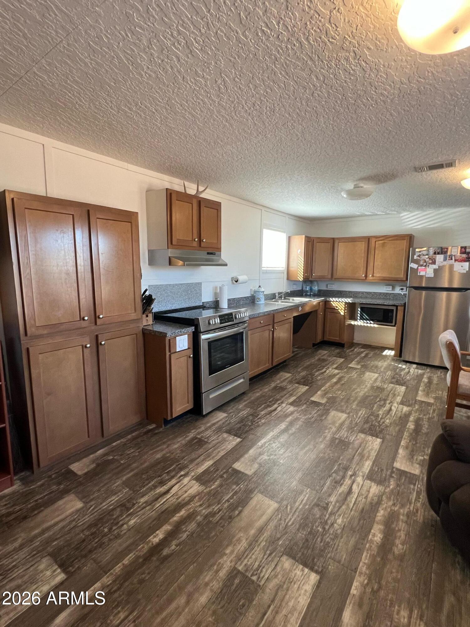 Hodgins Acres - Residential