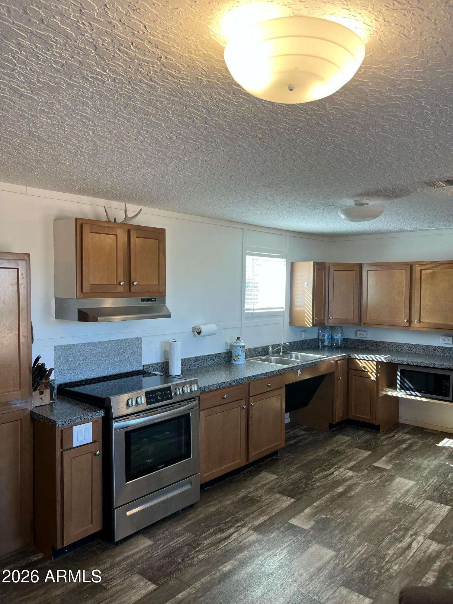 Hodgins Acres - Residential