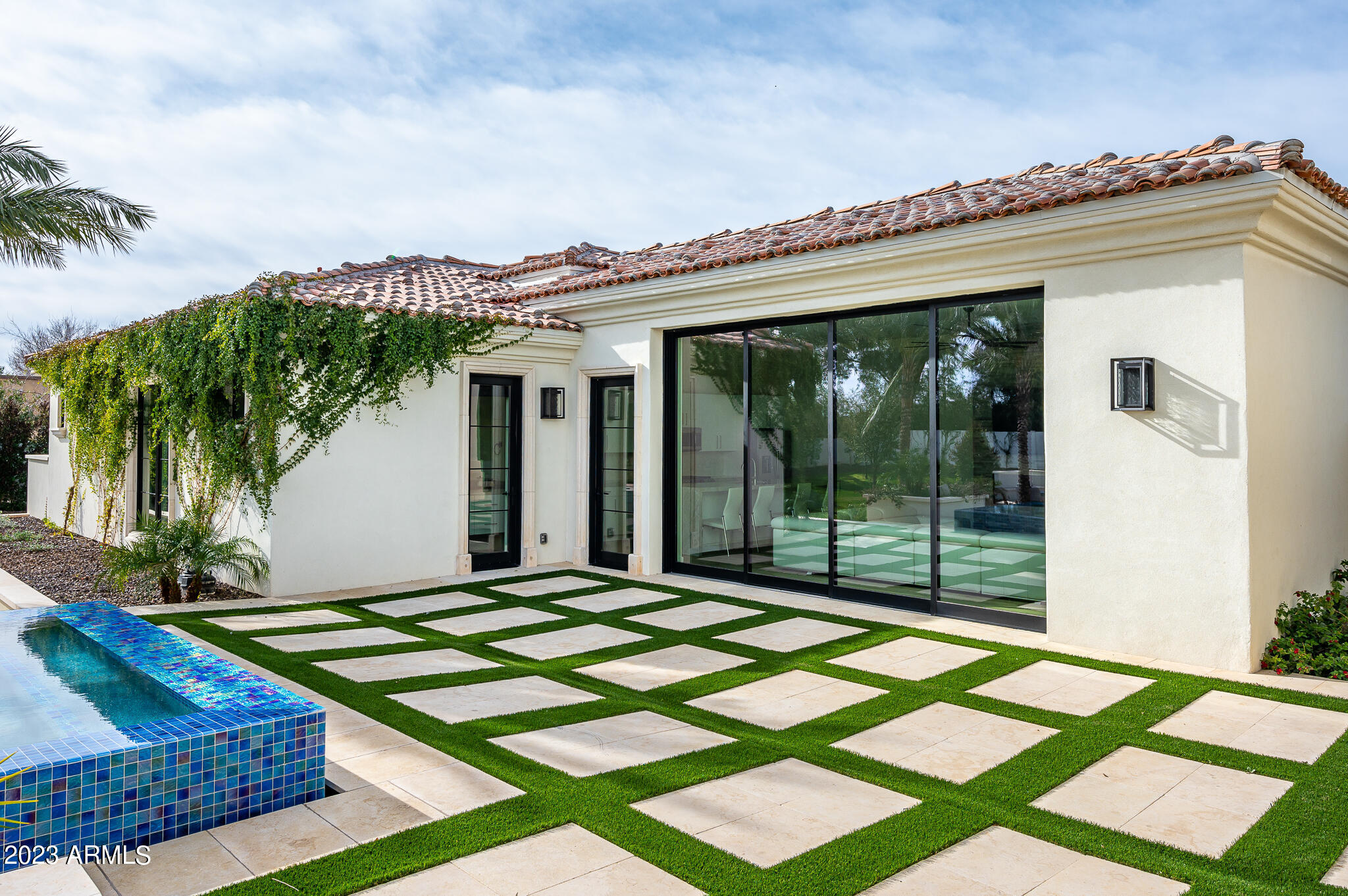 JORDENS SPLIT - Residential