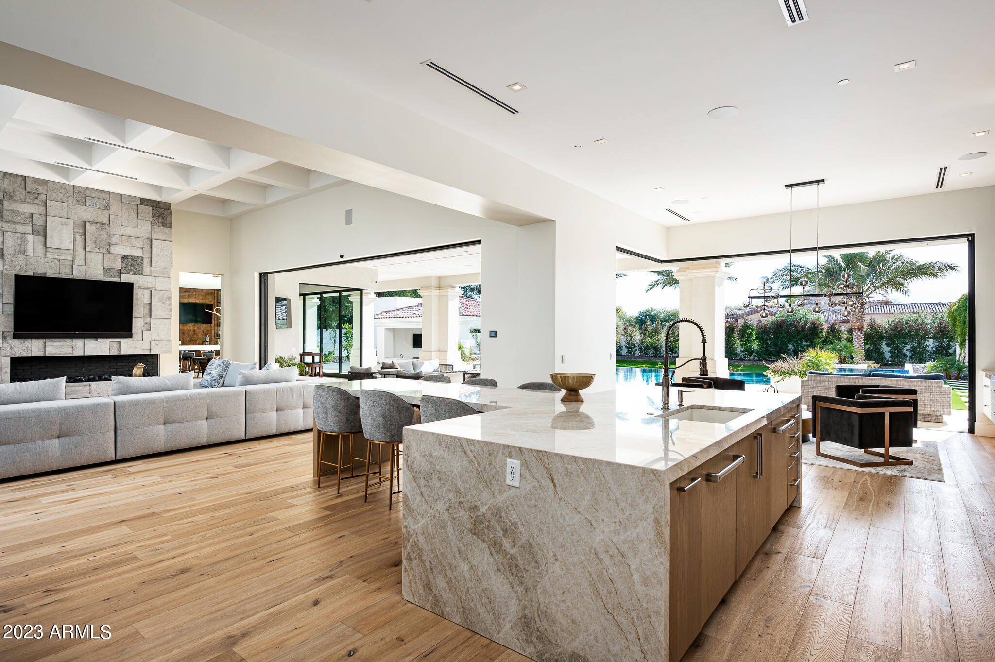 JORDENS SPLIT - Residential
