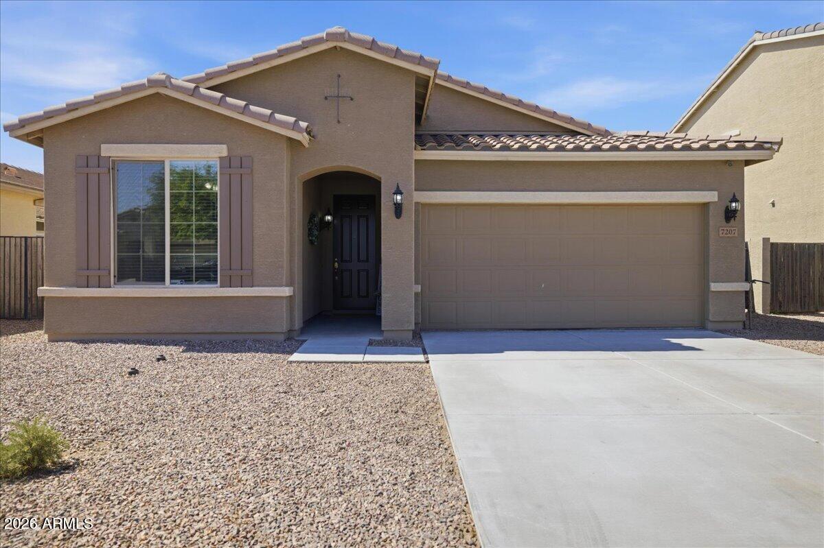 SIENNA VISTA - Residential