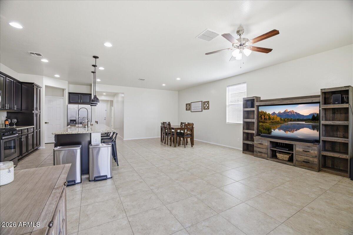 SIENNA VISTA - Residential