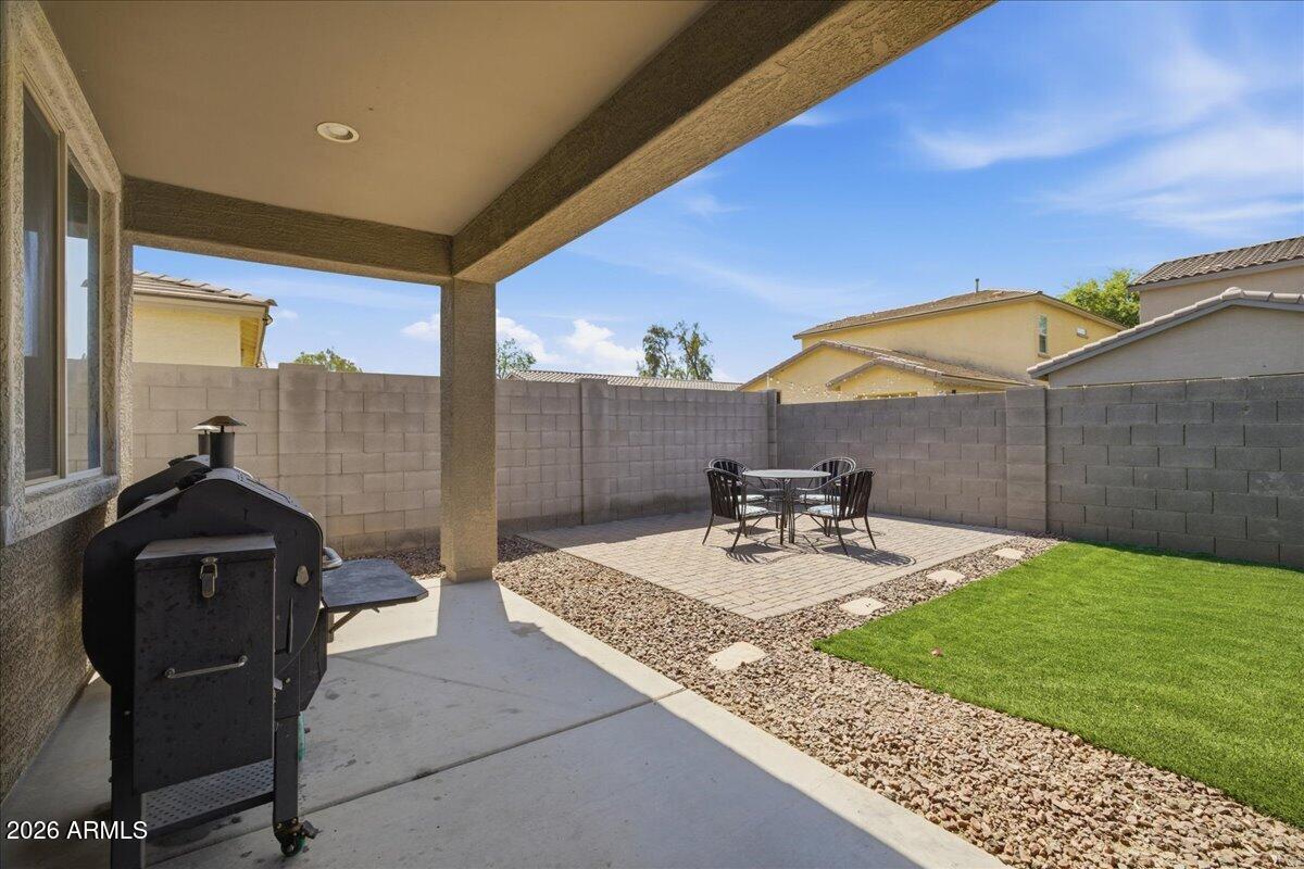 SIENNA VISTA - Residential