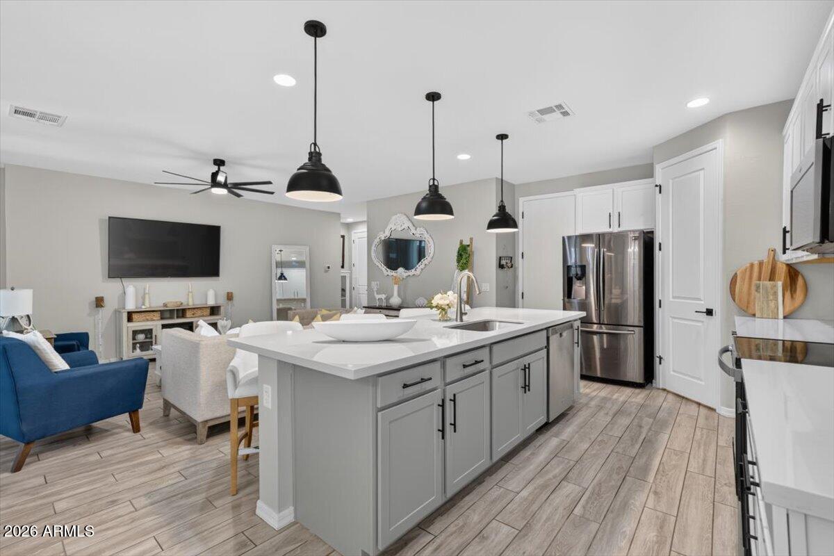 EASTMARK DU 3/4 NORTH PHASE 4 MDR - Residential