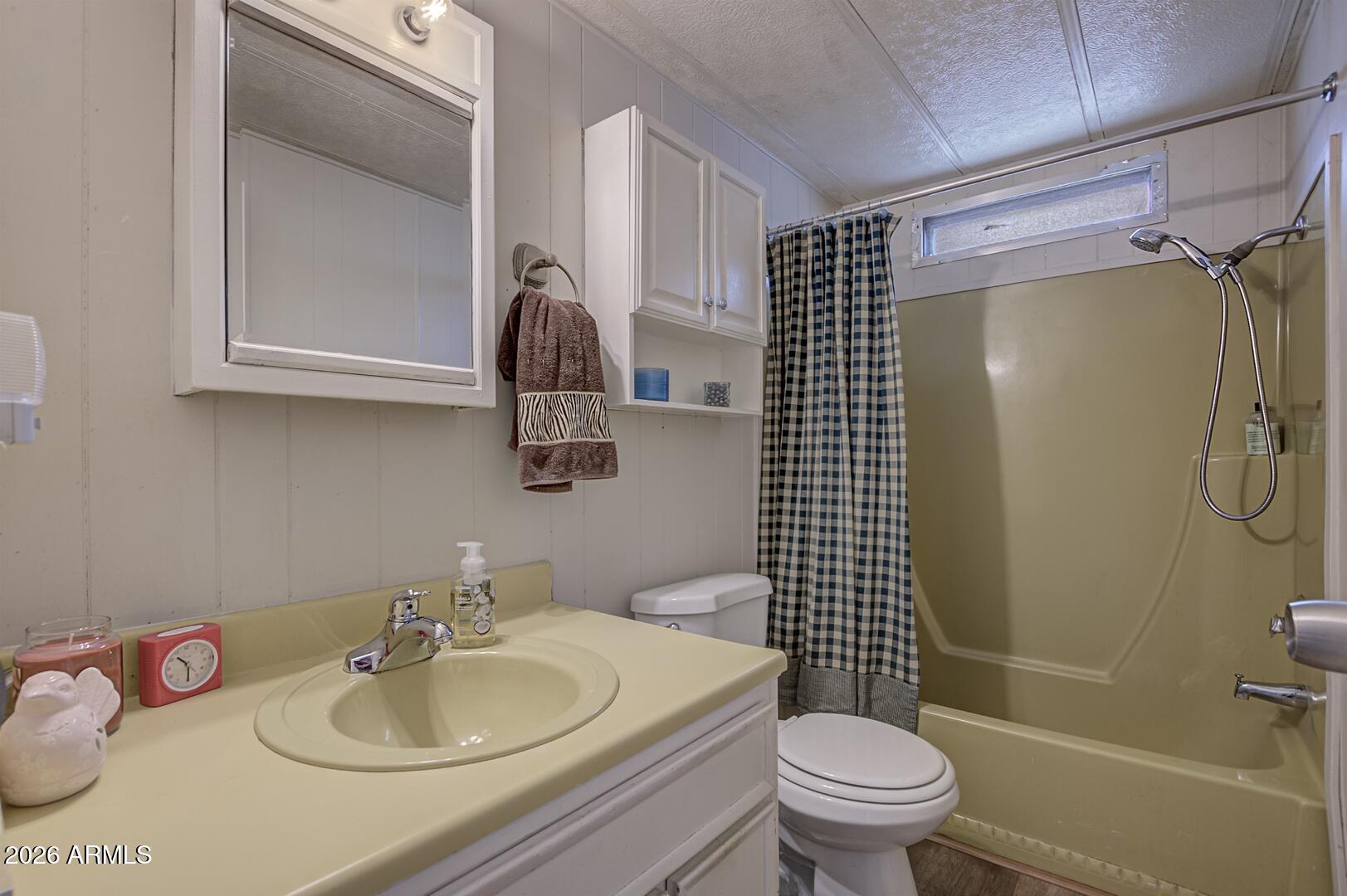 PINE COVE HOMES - Residential