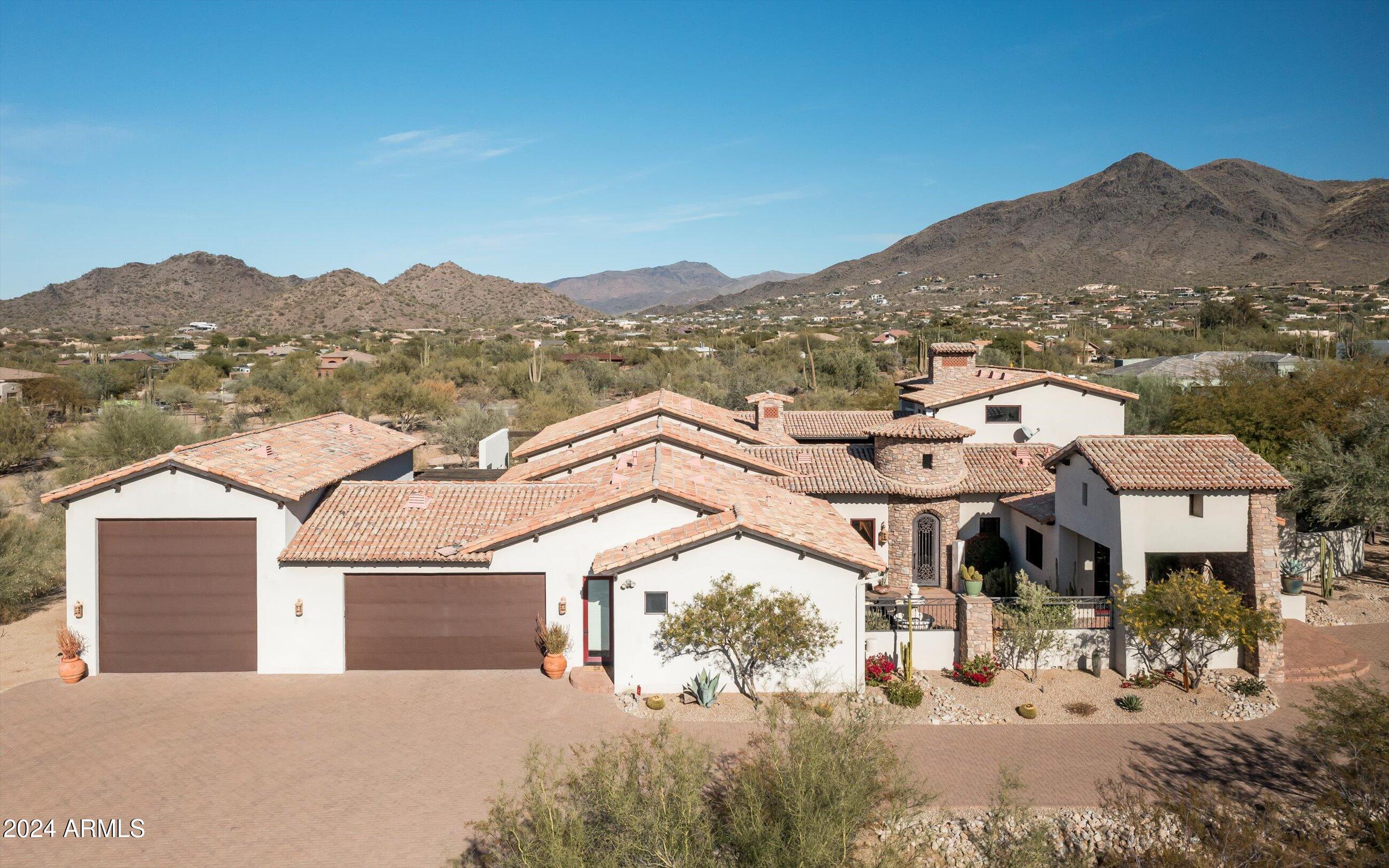 CAVE CREEK SOUTH 40 MCR 050945, Lot 12 - Residential