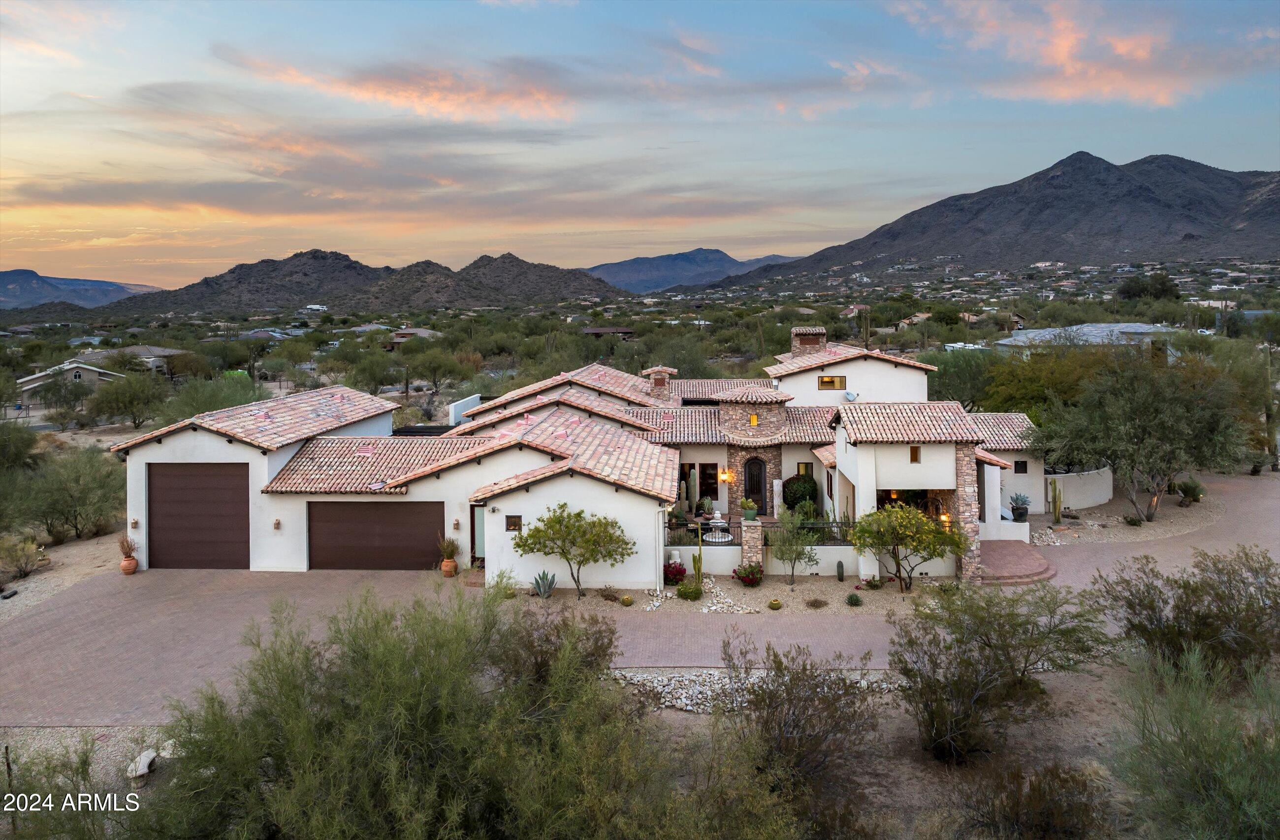CAVE CREEK SOUTH 40 MCR 050945, Lot 12 - Residential