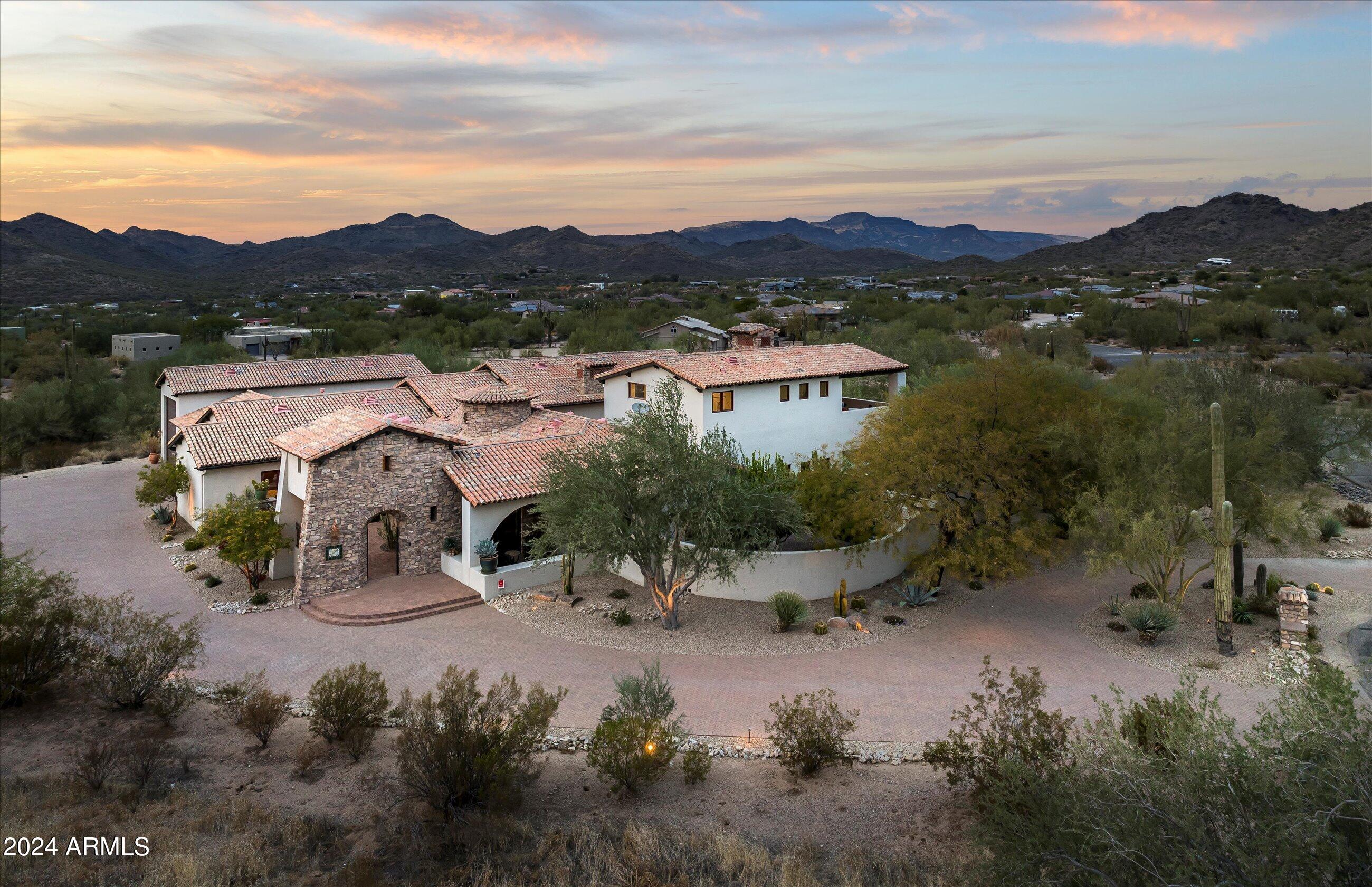 CAVE CREEK SOUTH 40 MCR 050945, Lot 12 - Residential