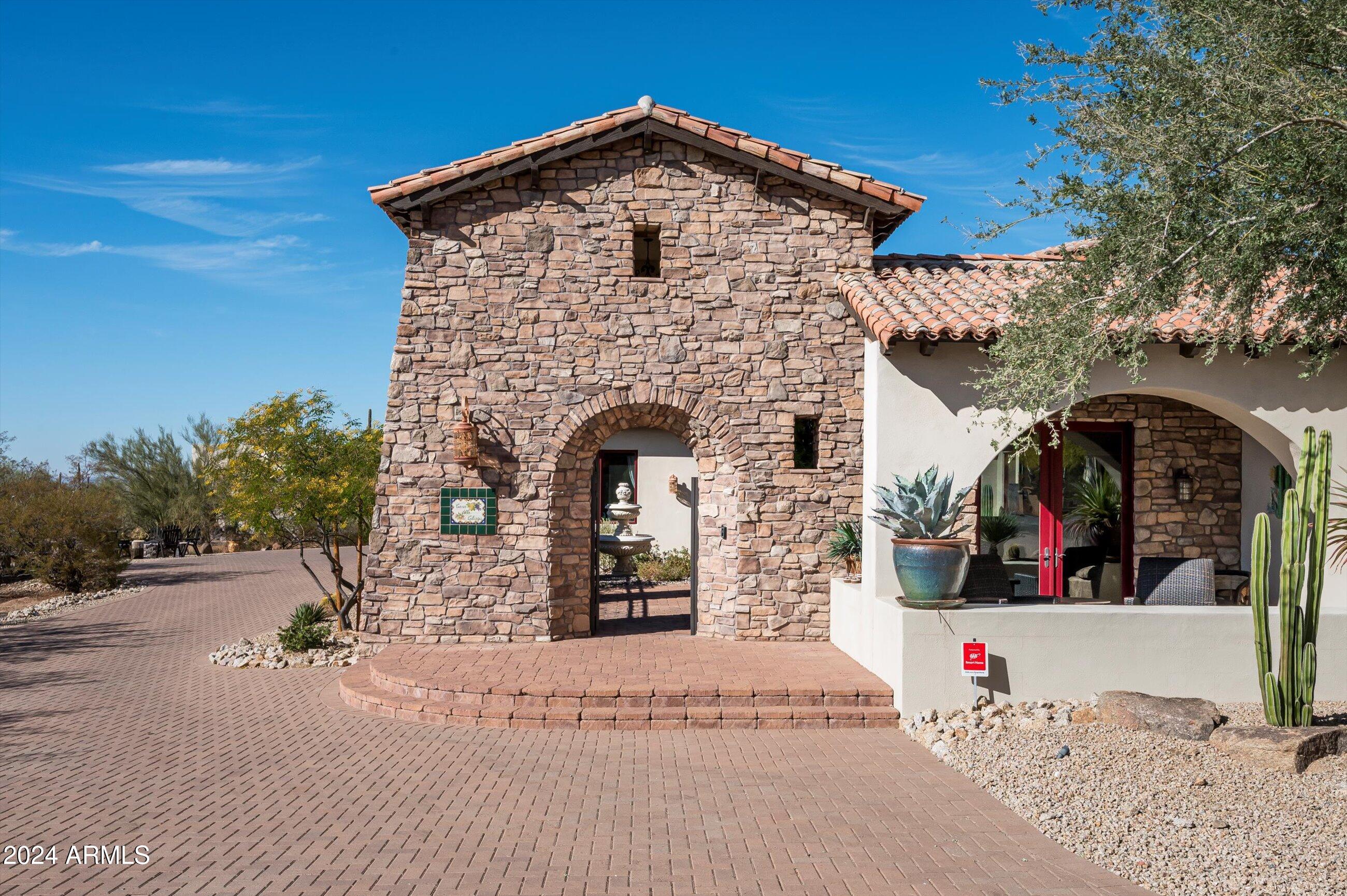 CAVE CREEK SOUTH 40 MCR 050945, Lot 12 - Residential