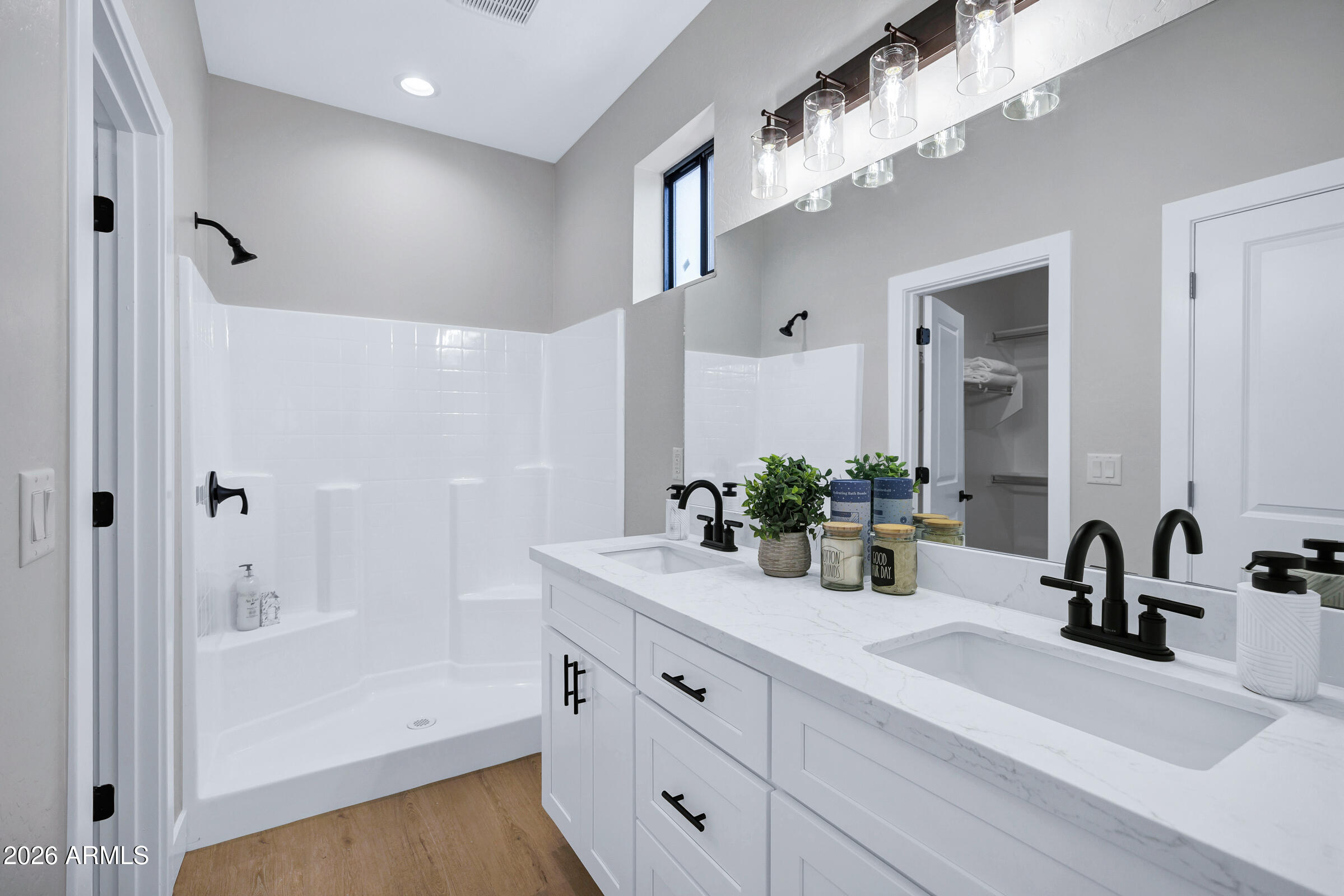 RIDGEWAY ESTATES - Residential