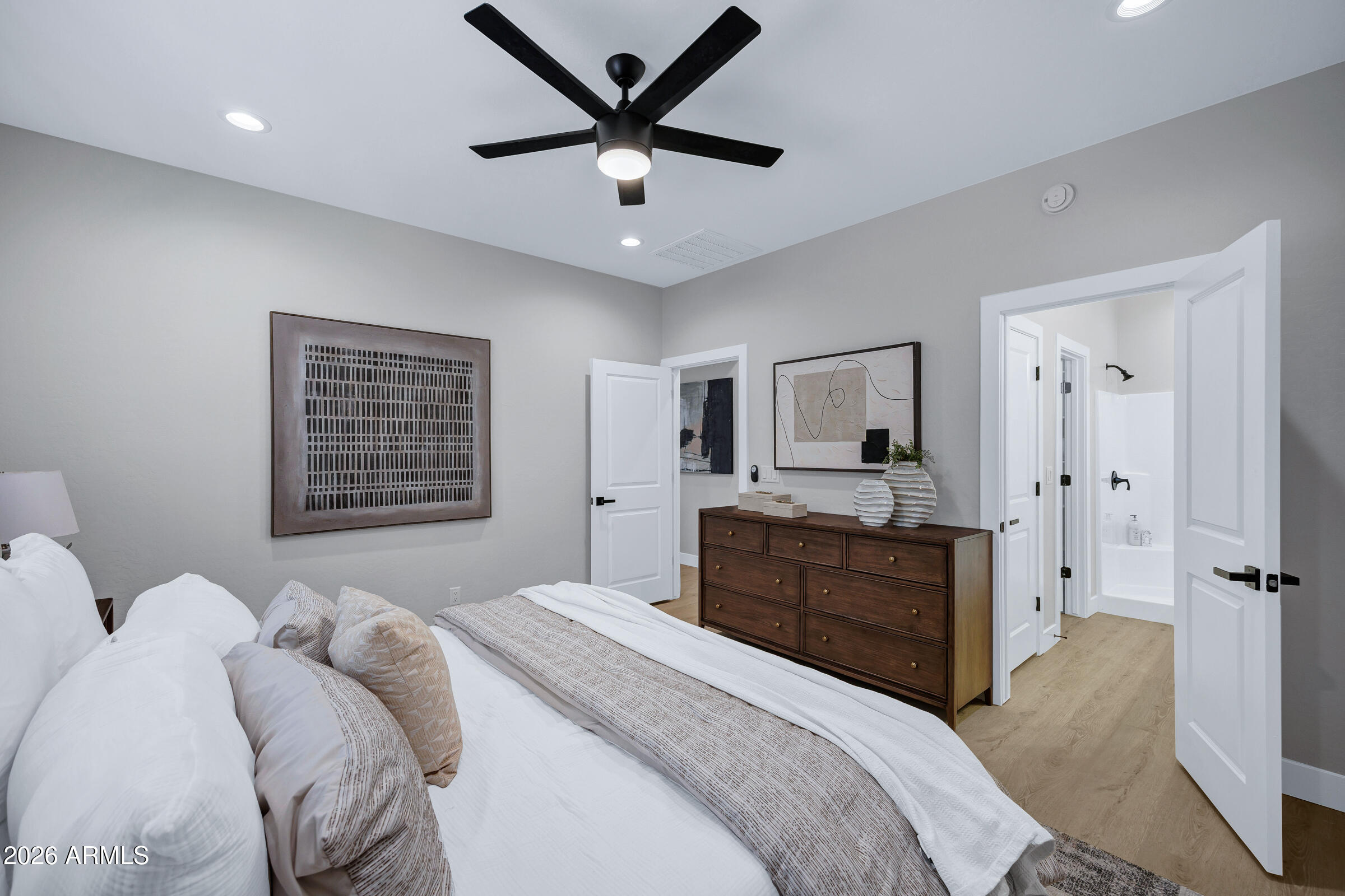 RIDGEWAY ESTATES - Residential