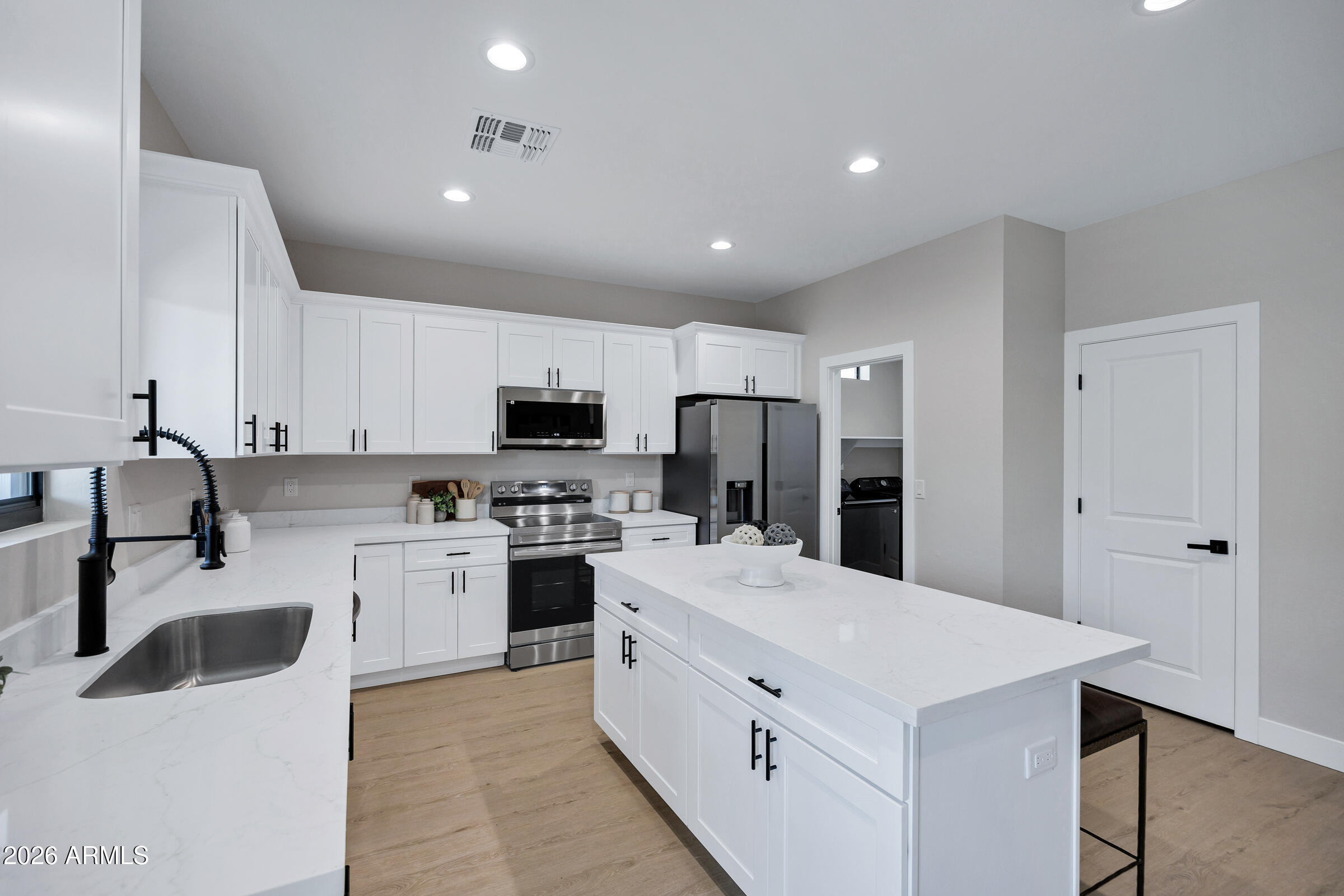 RIDGEWAY ESTATES - Residential