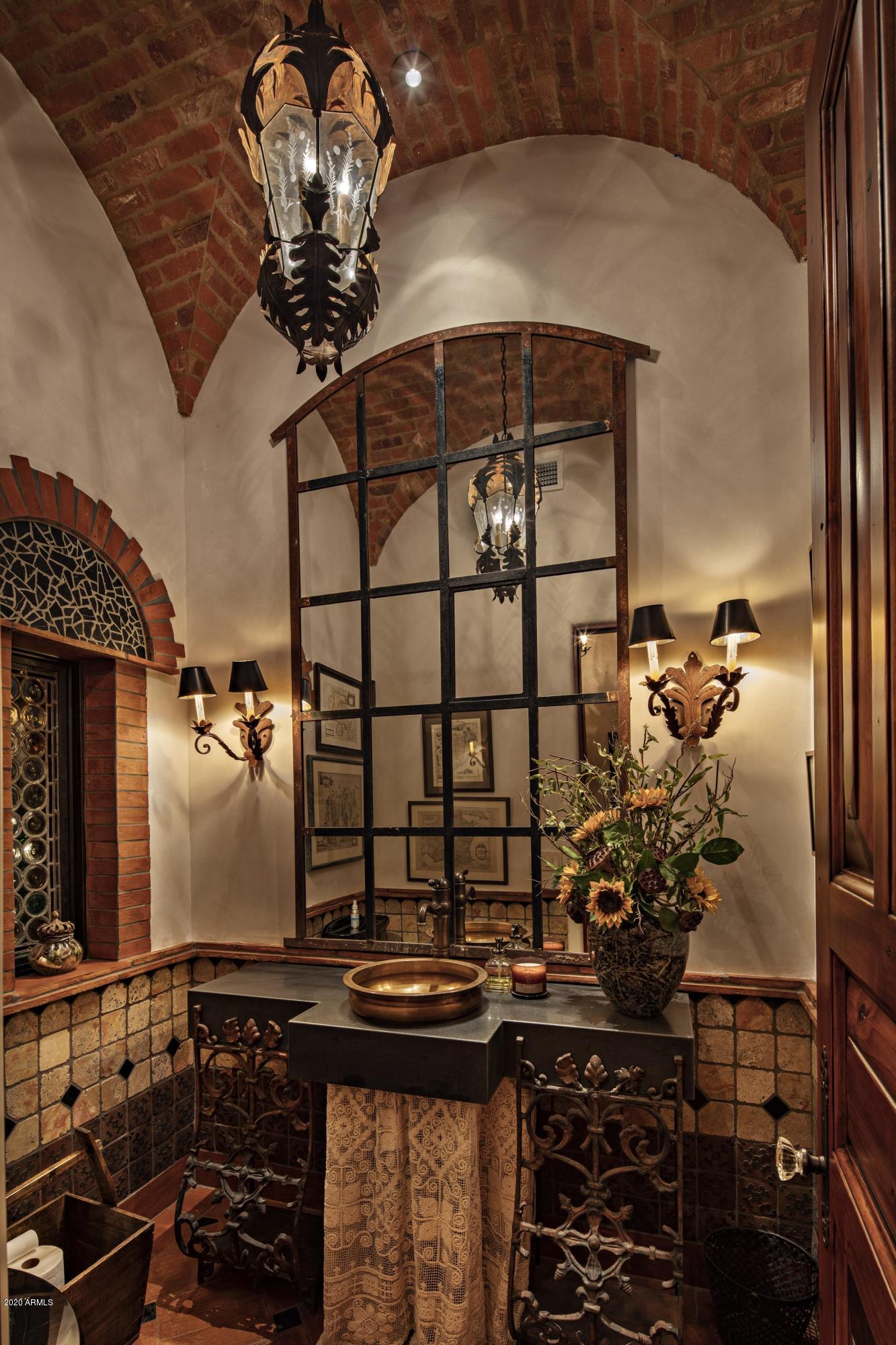ESTANCIA - Residential