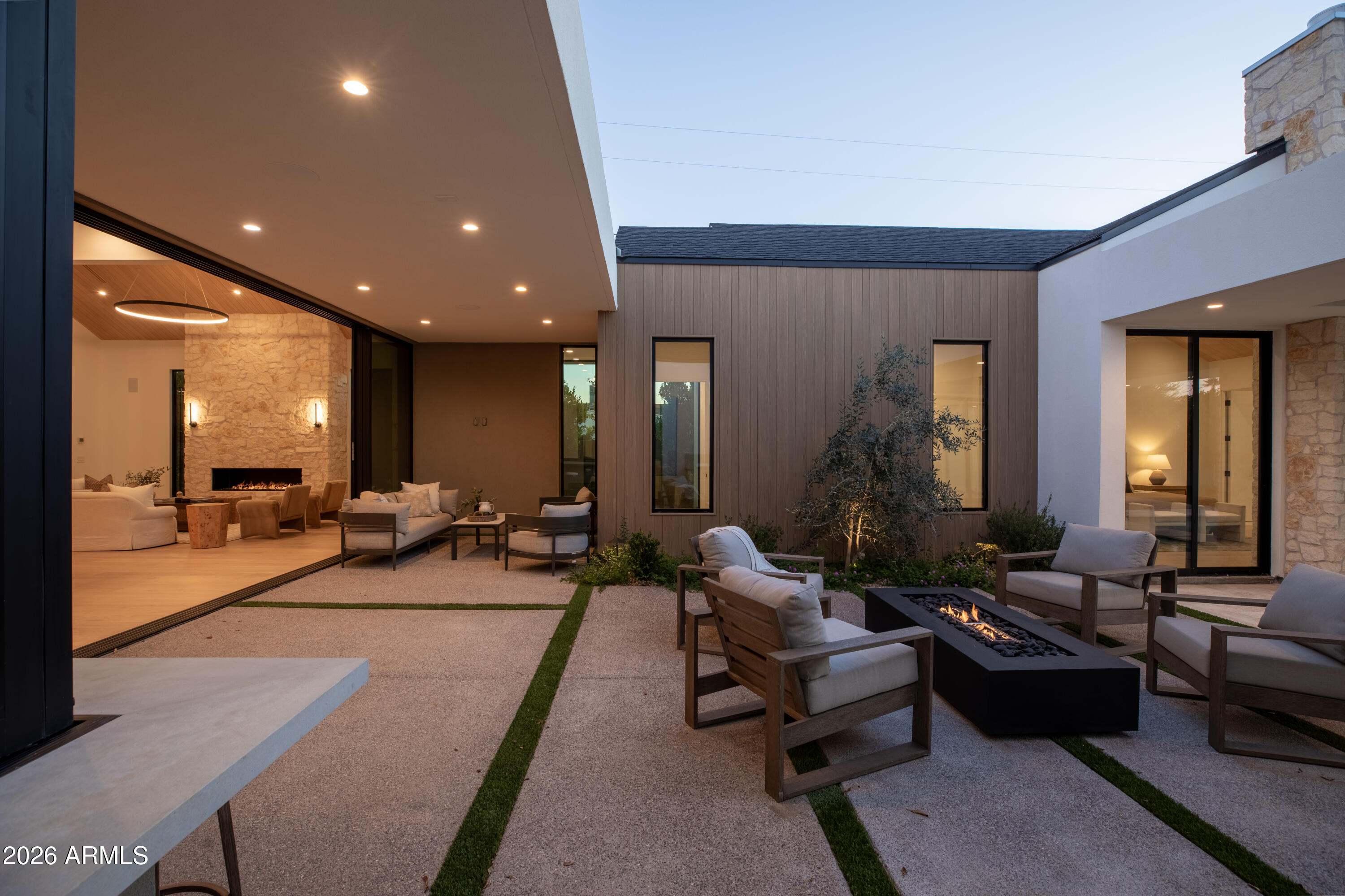 HACIENDA GRANADA 2 - Residential