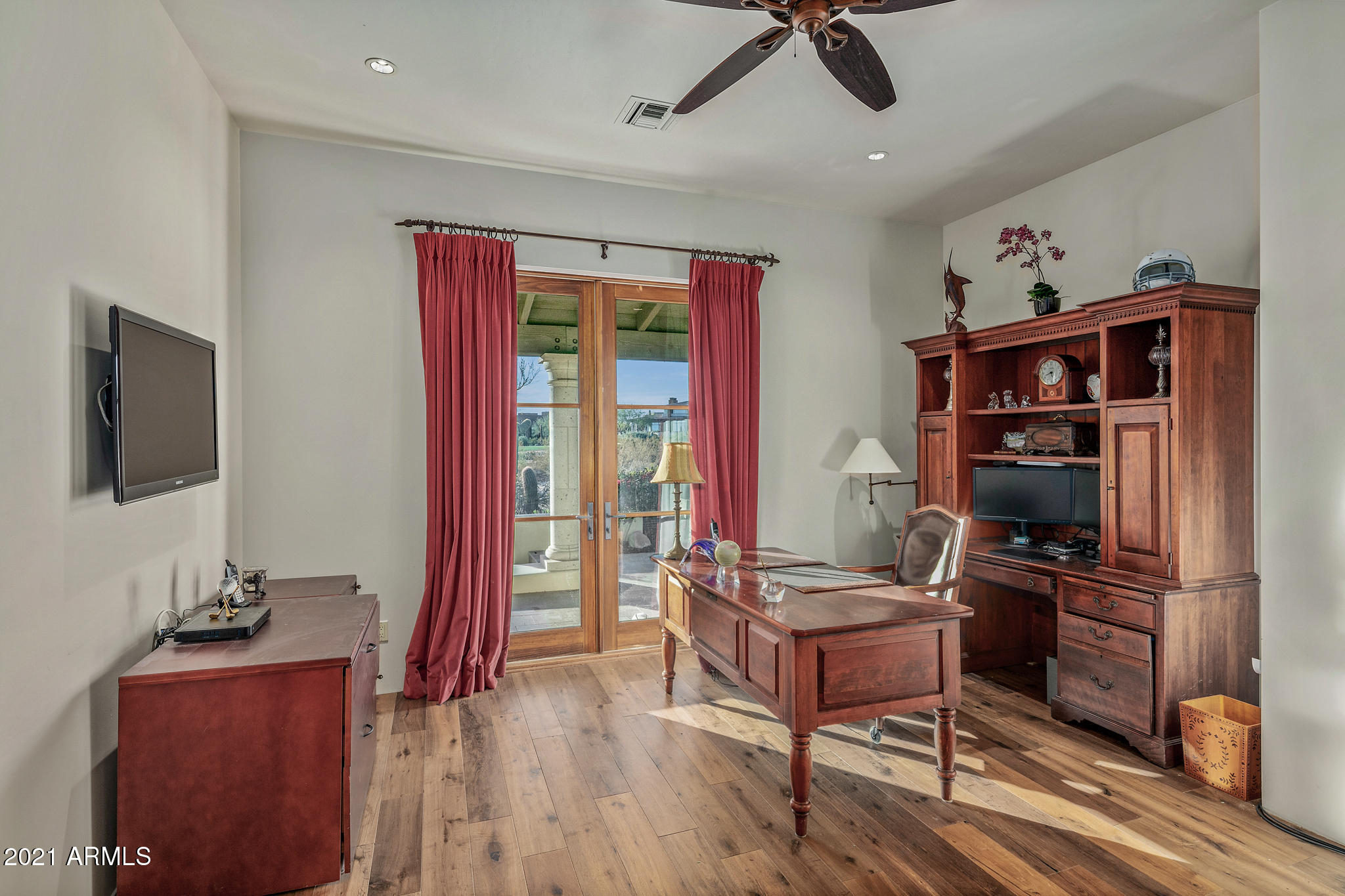DC RANCH - Residential