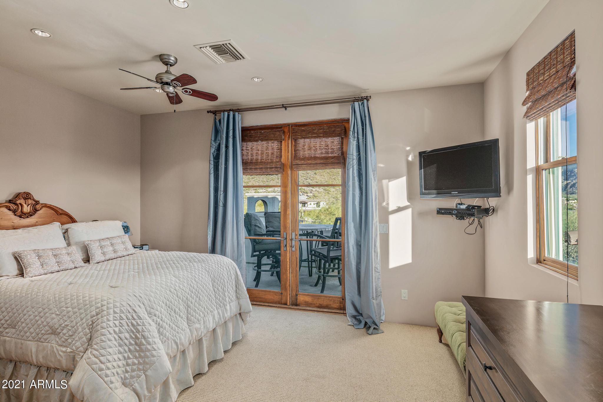 DC RANCH - Residential