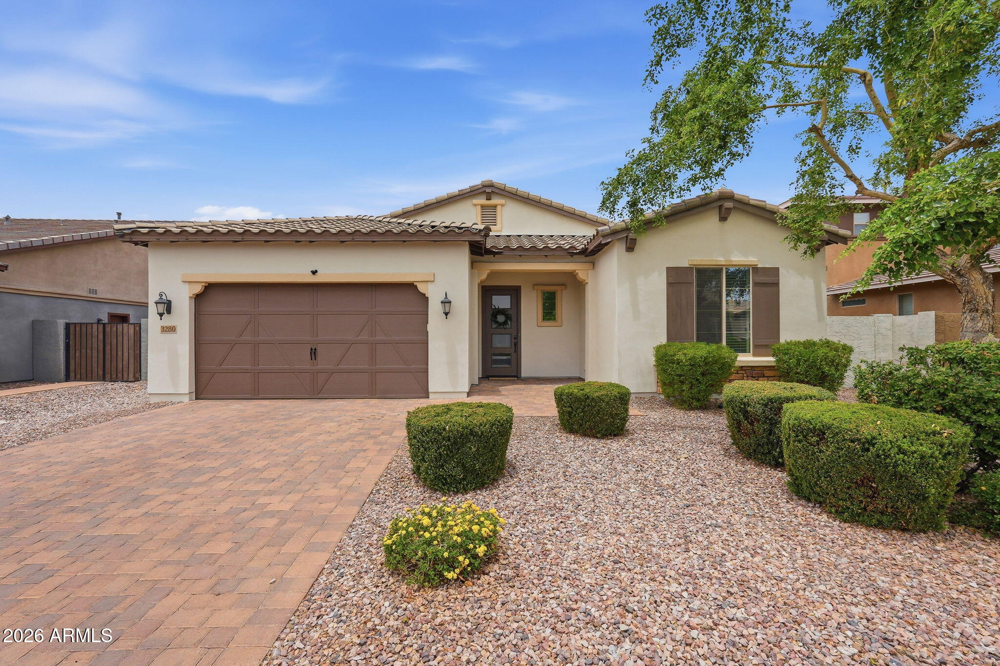Marbella Vineyards in Gilbert, with the extras most homes at this price skip! Three bedrooms, two baths, a den, and a bonus room (5 total closed rooms!!) sized for a gym, office, or media setup. Open kitchen and living spaces, calm neutral palette, HVAC already replaced in 2022.
Out back is where this one earns it: a pool, a water feature that actually sounds good, and travertine decking built for Arizona summers. Top-rated schools, parks, and shopping all close by. This one's ready to go.
